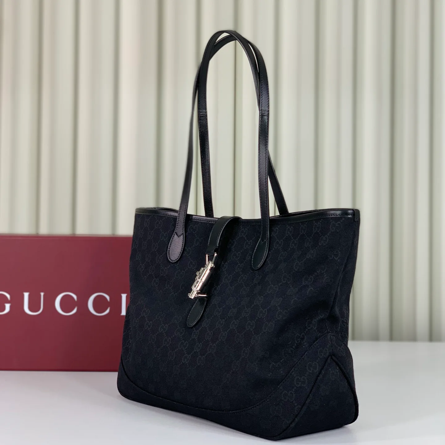 Классические Сумки Женские Gucci 17574165
