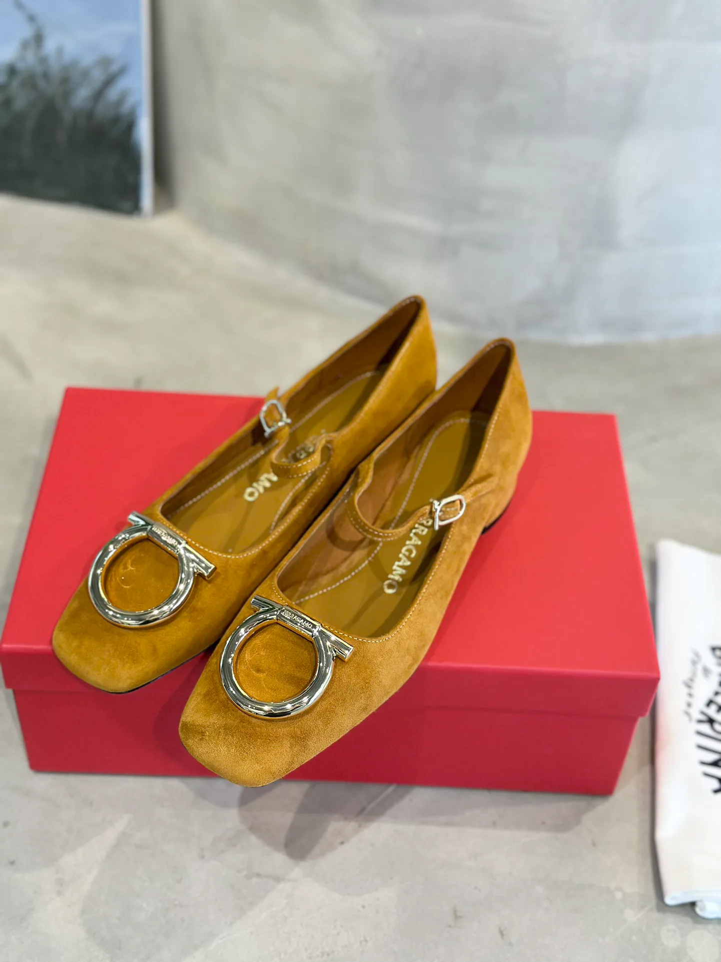Туфли Женские Salvatore Ferragamo 13368436