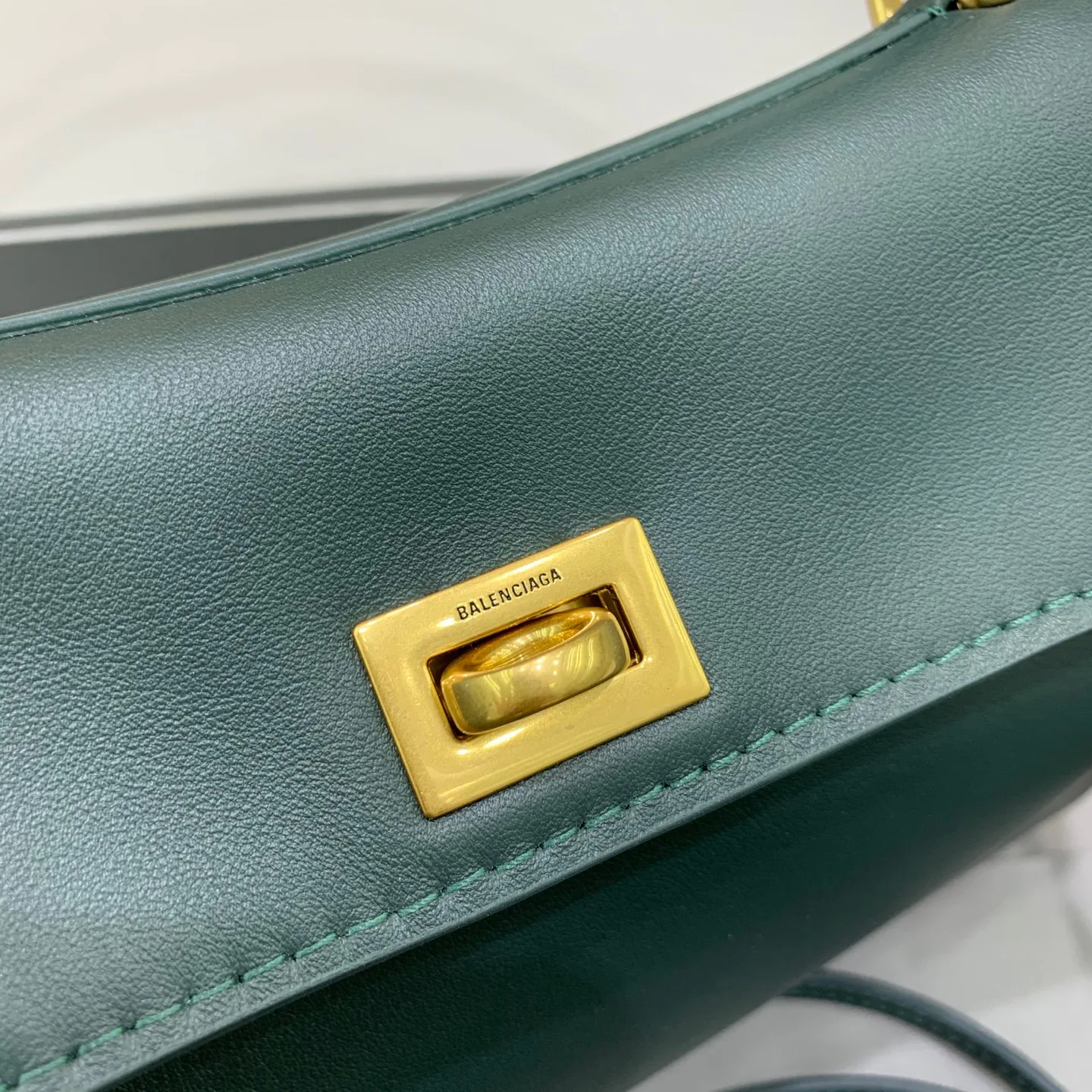 Сумки На Ремне Женские Balenciaga 892862