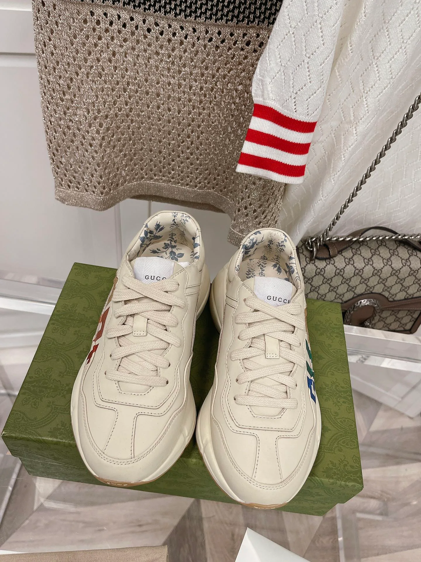 Кроссовки Женские Gucci 8979836
