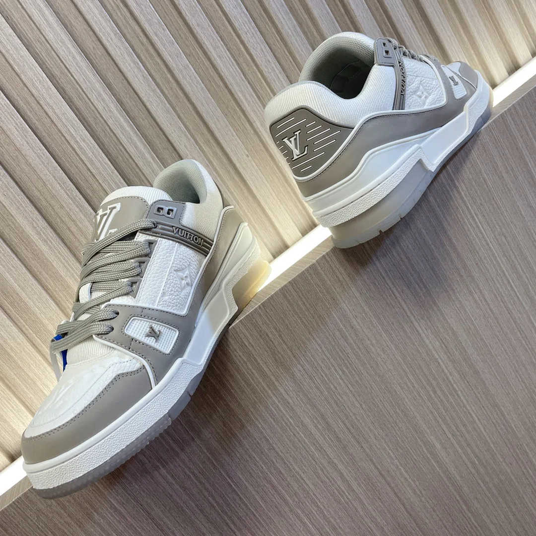 Кроссовки Женские Louis Vuitton 3470504