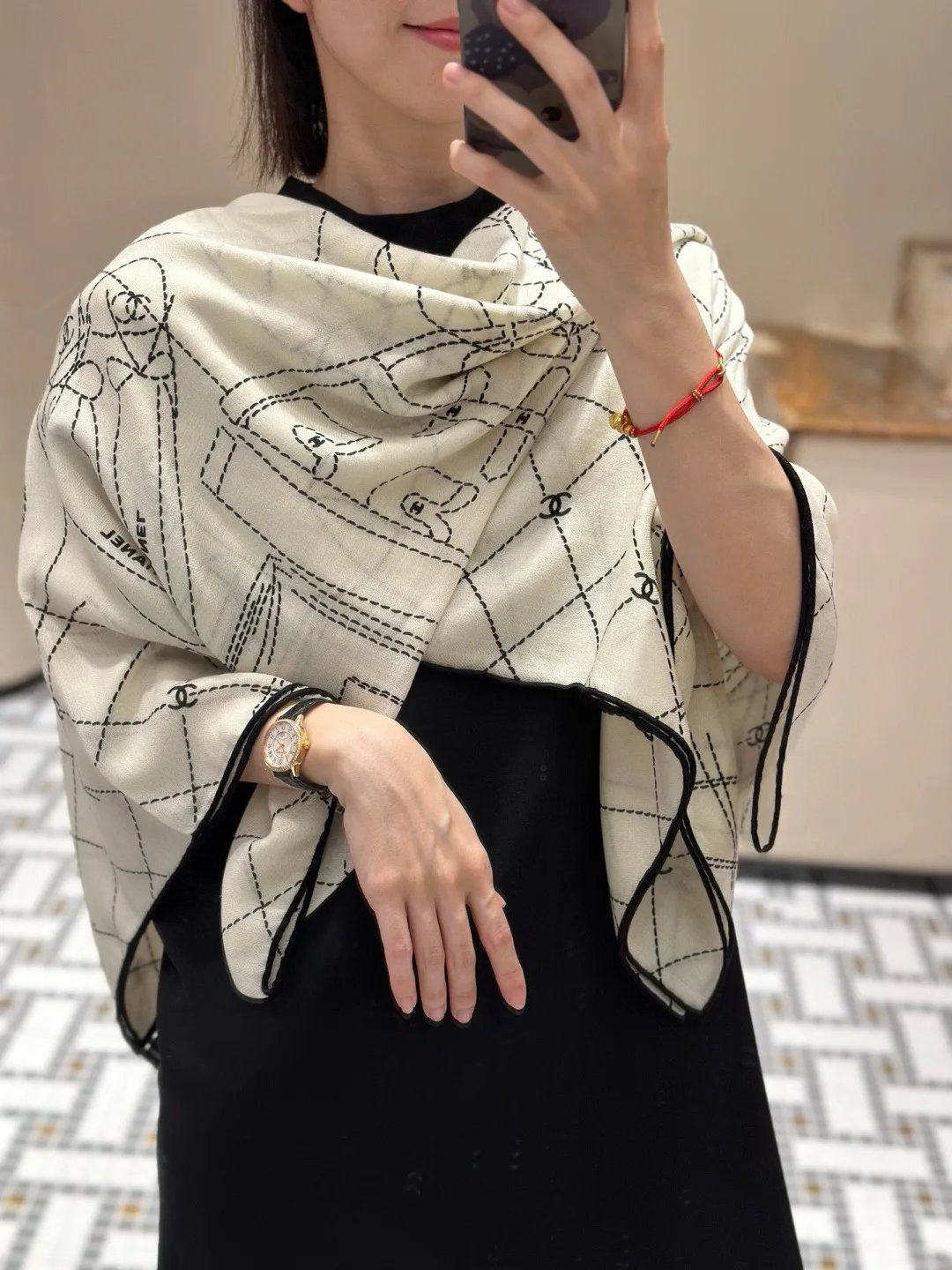 Платки Chanel 10114516
