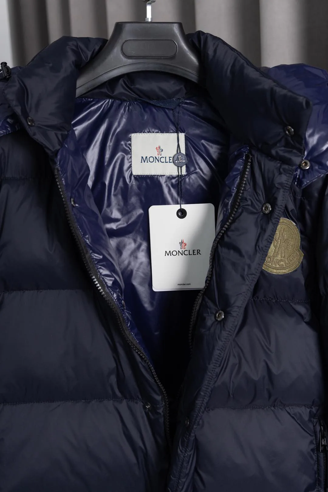 Куртки И Пуховики Женские Moncler 6378574
