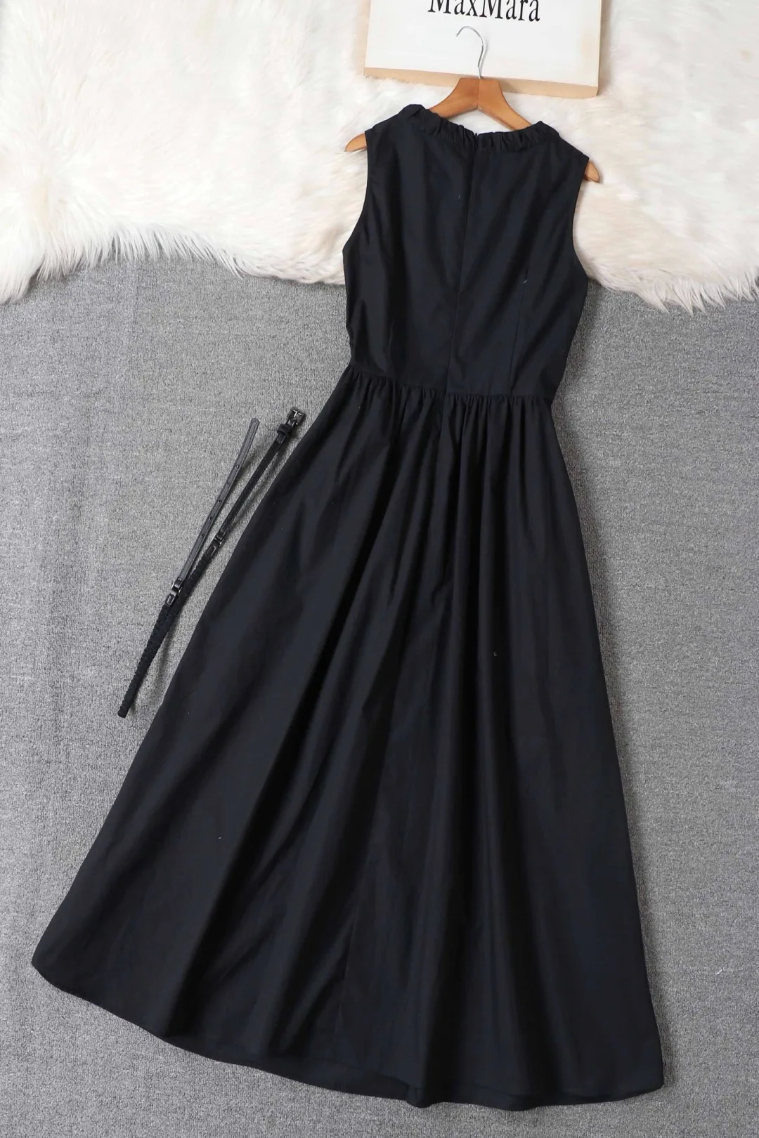 Платья Женские Max Mara 17737841