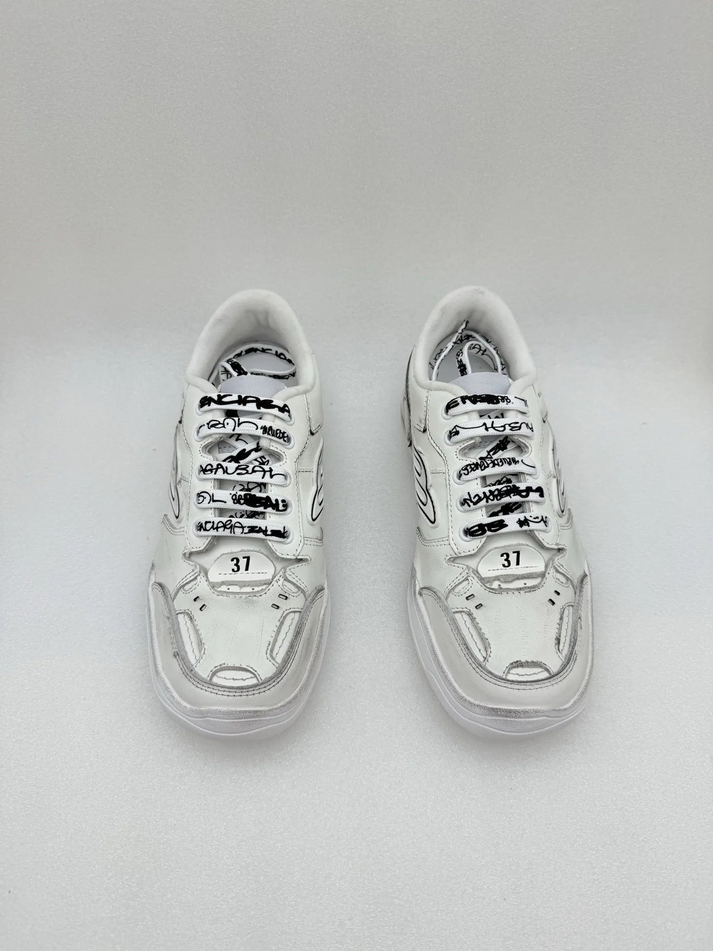Кроссовки Женские Balenciaga 18589187