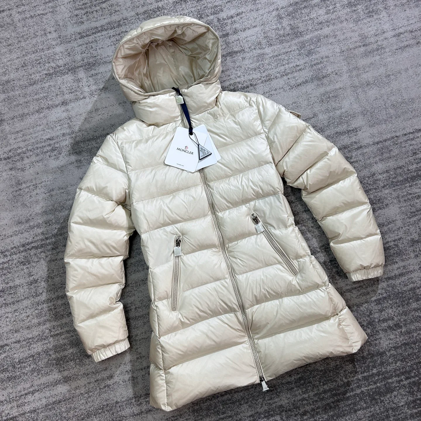 Куртки И Пуховики Женские Moncler 18134515
