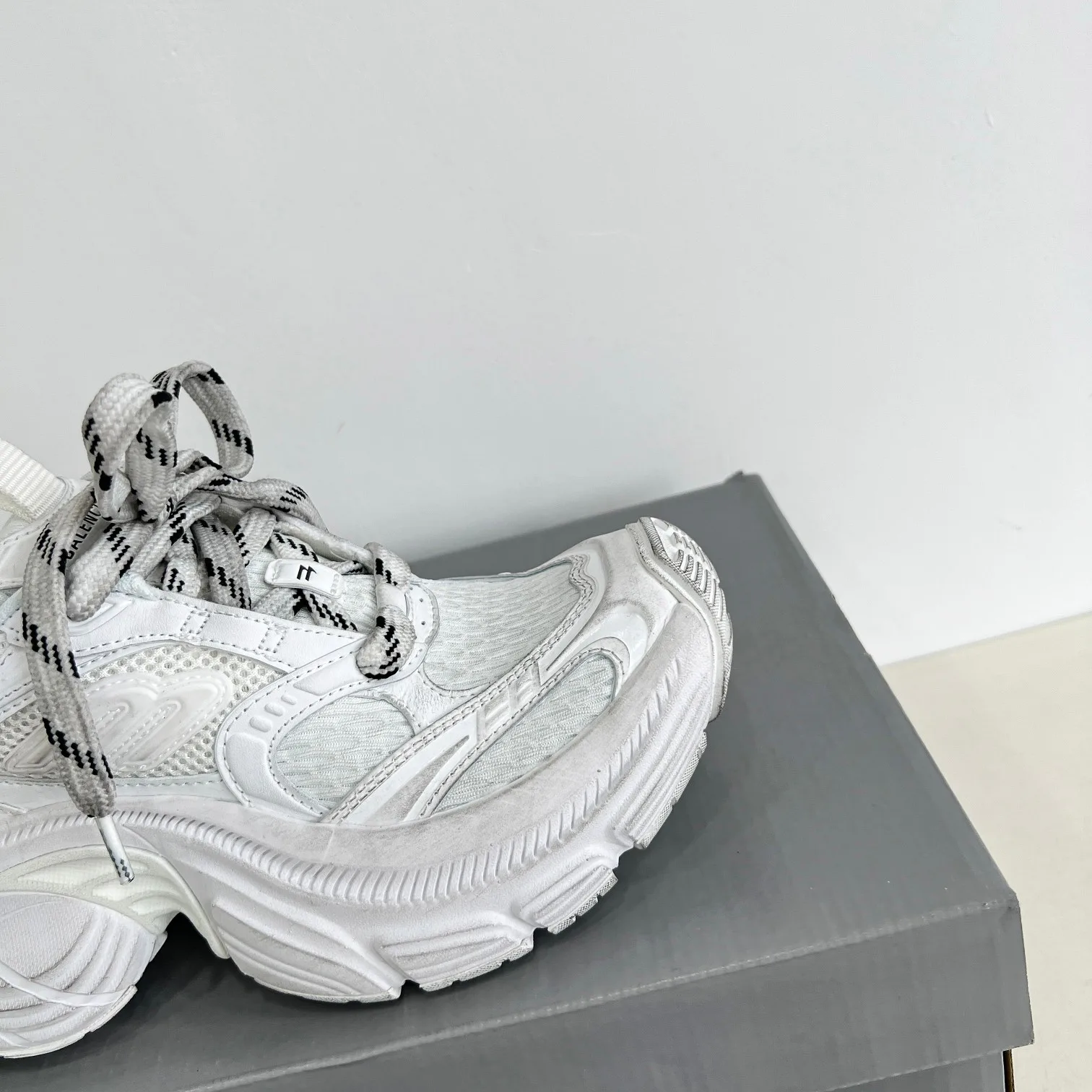 Кроссовки Мужские Balenciaga 17759468