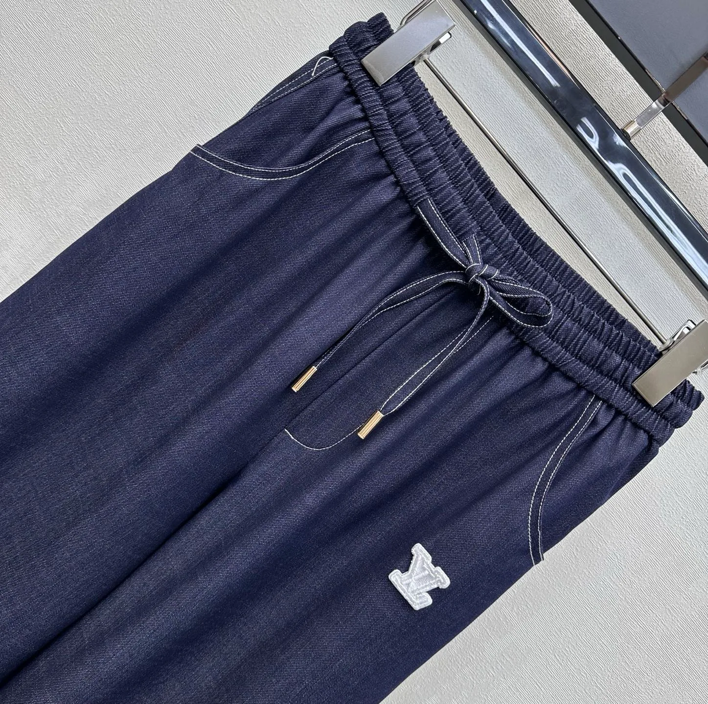 Брюки Женские Louis Vuitton 11673854