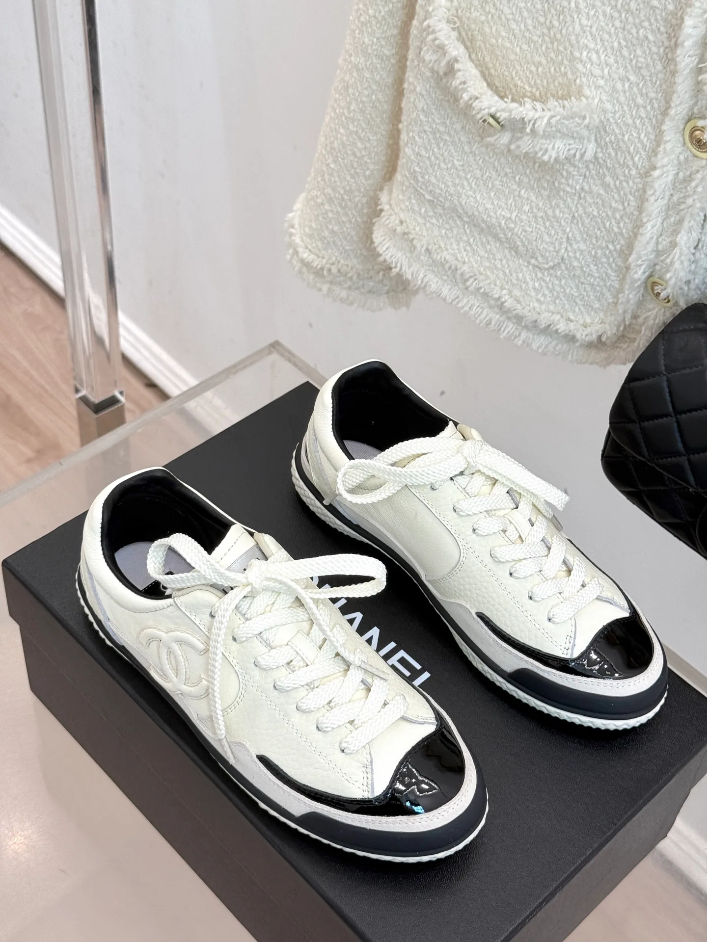 Кроссовки Женские Chanel 19758125