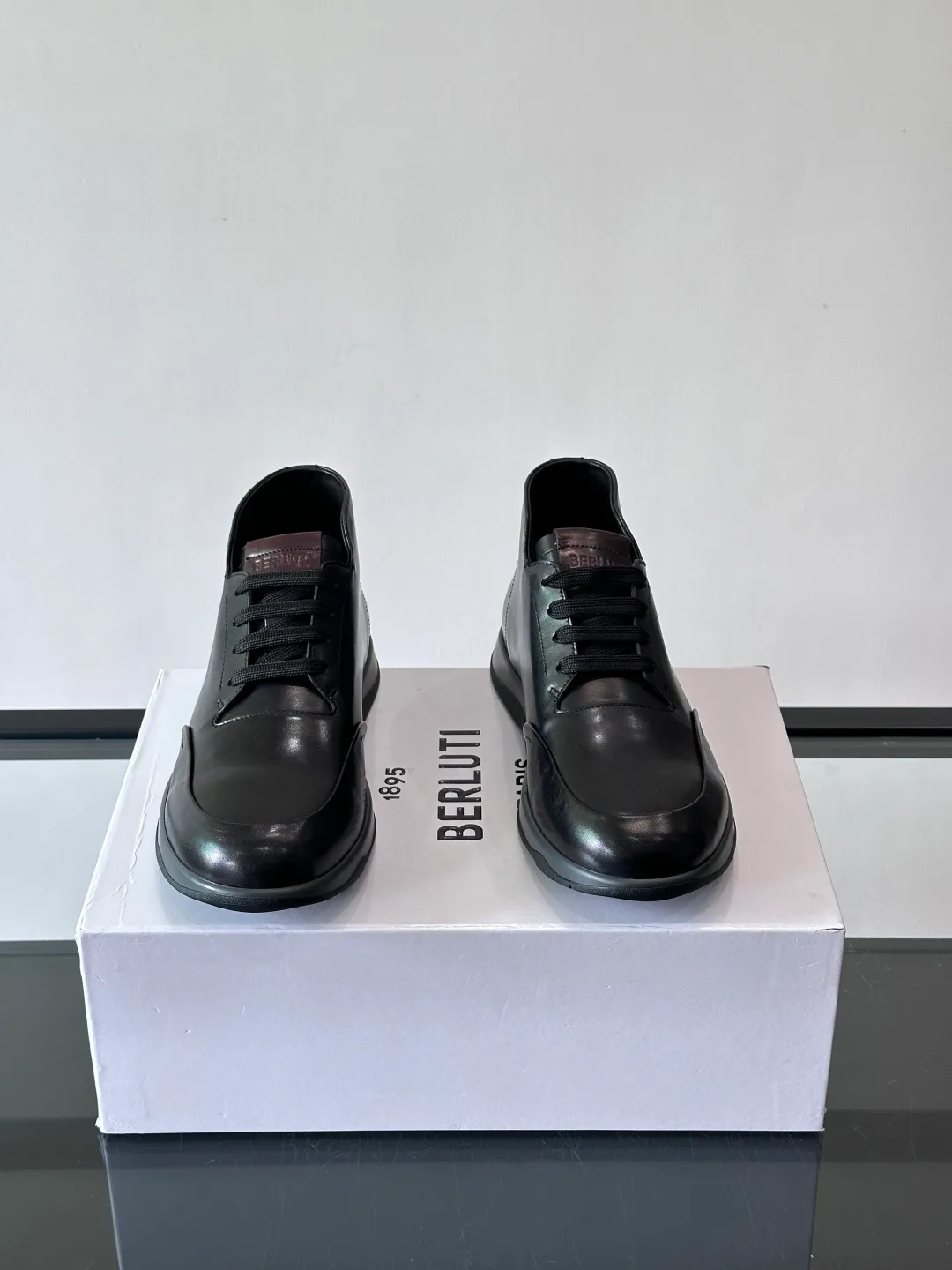 Кроссовки Мужские Berluti 674504