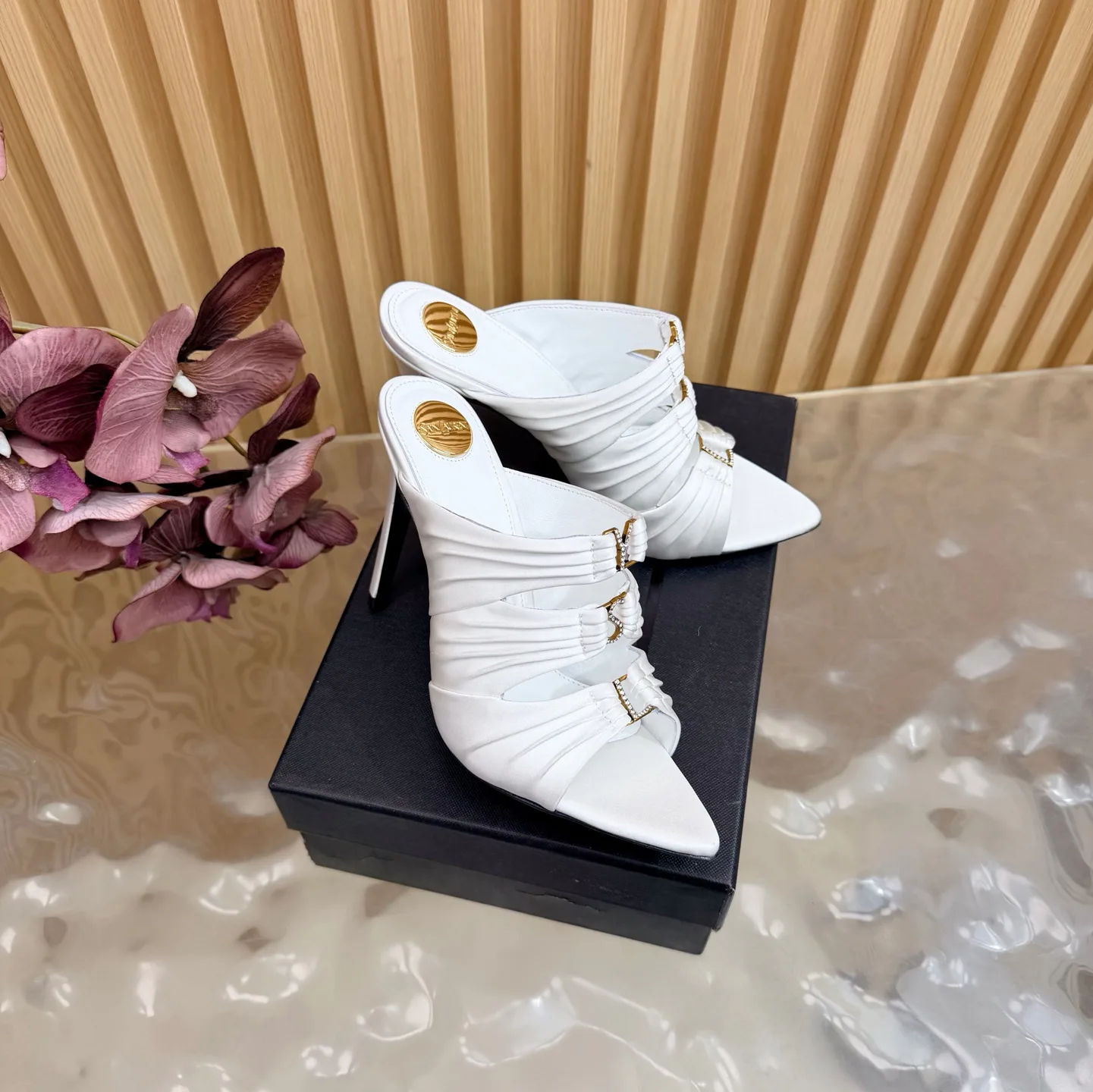 Босоножки Женские Saint Laurent 10873384