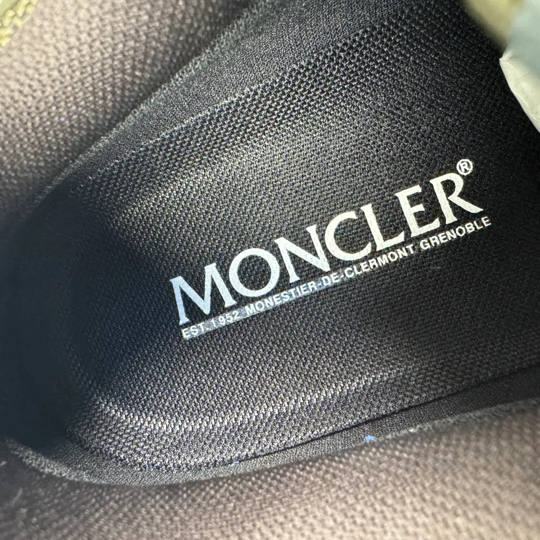 Кроссовки Женские Moncler 1142093