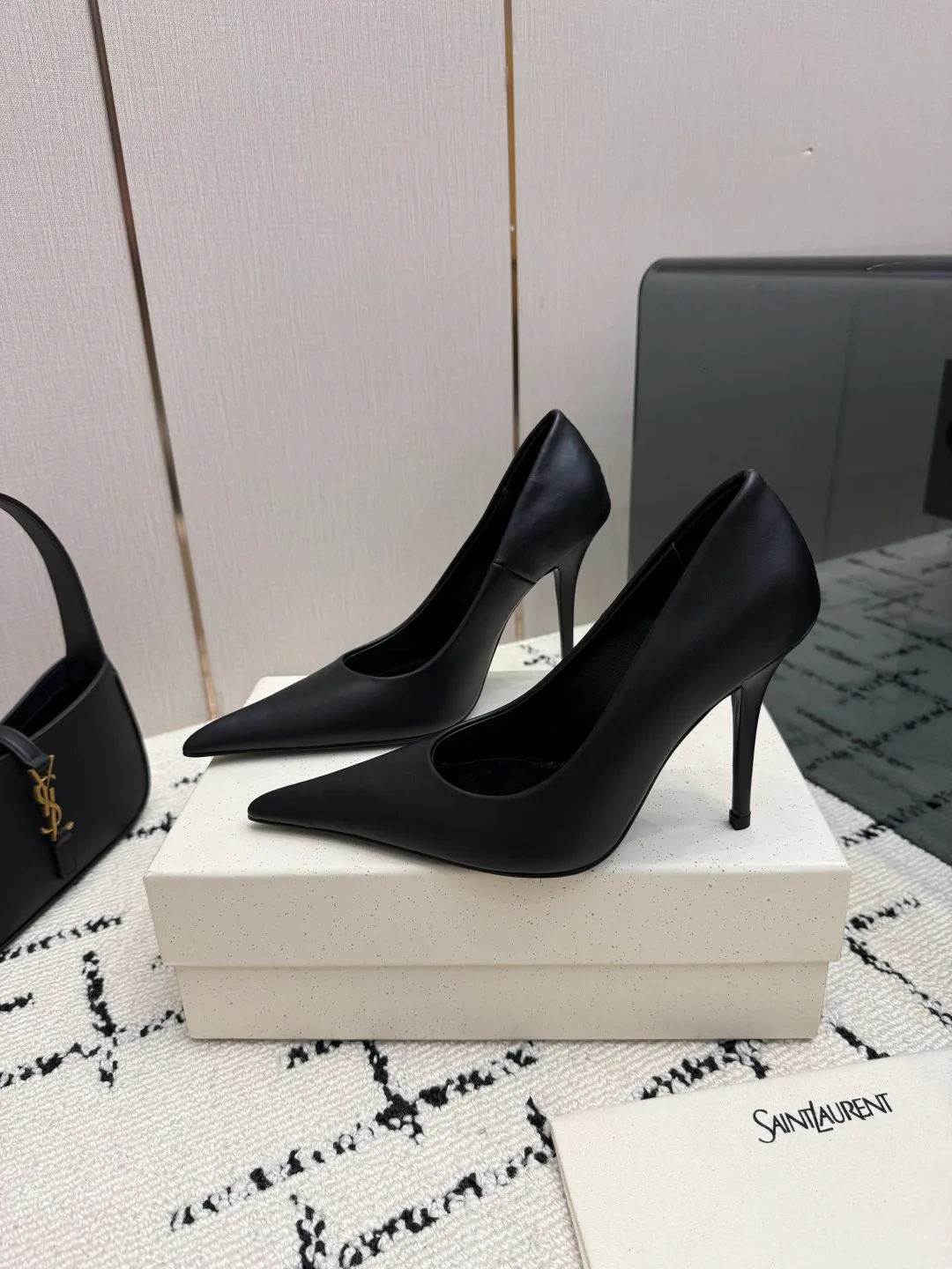 Туфли Женские Saint Laurent 18237750