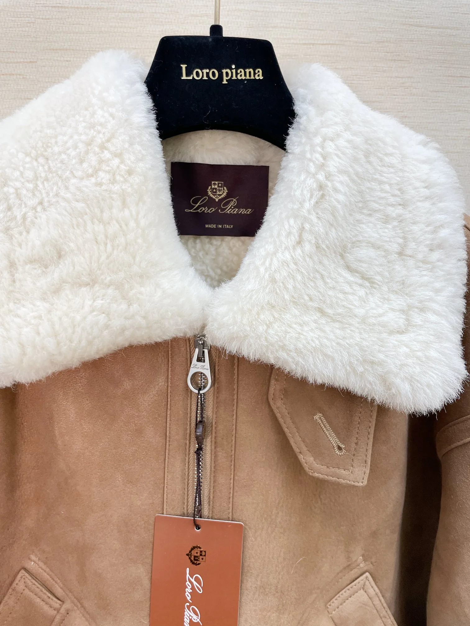 Кожаные Куртки И Дублёнки Женские Loro Piana 19684880
