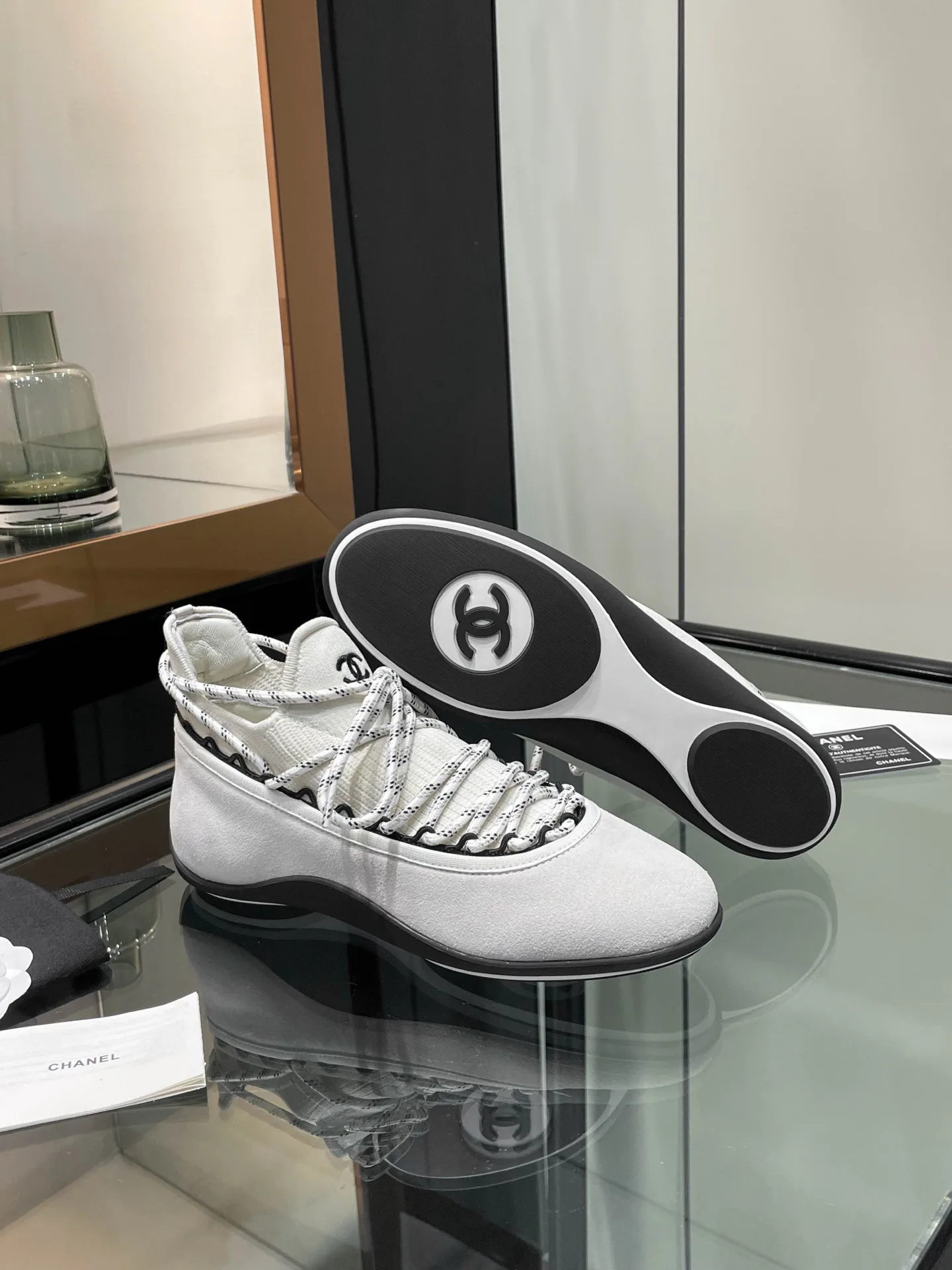 Кроссовки Женские Chanel 17934444