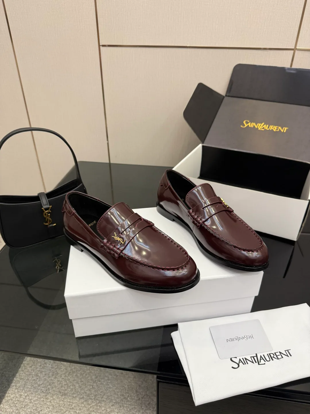 Лоферы И Мокасины Женские Saint Laurent 1091900