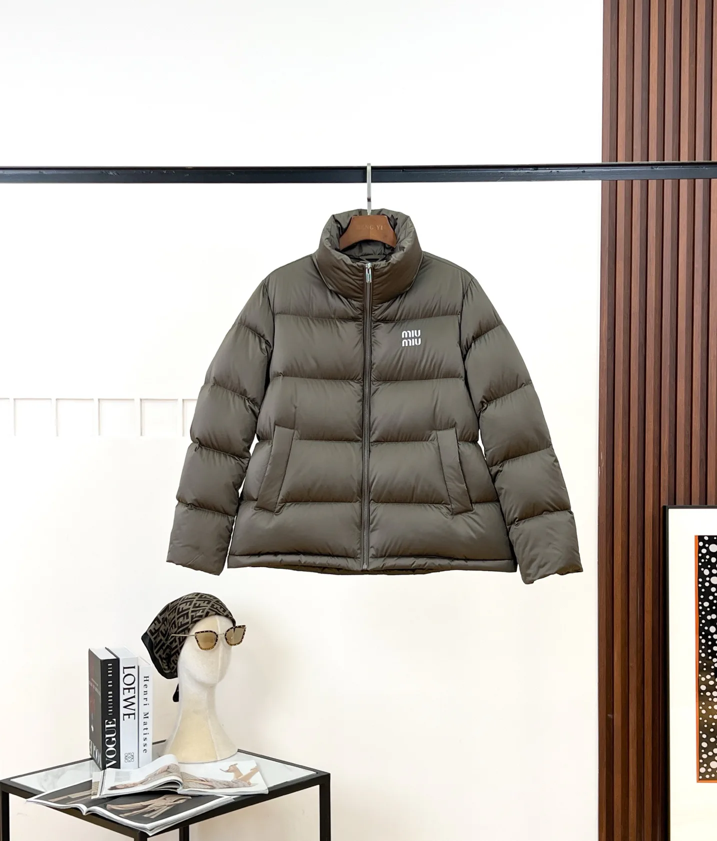 Куртки И Пуховики Женские Miu Miu 17964793