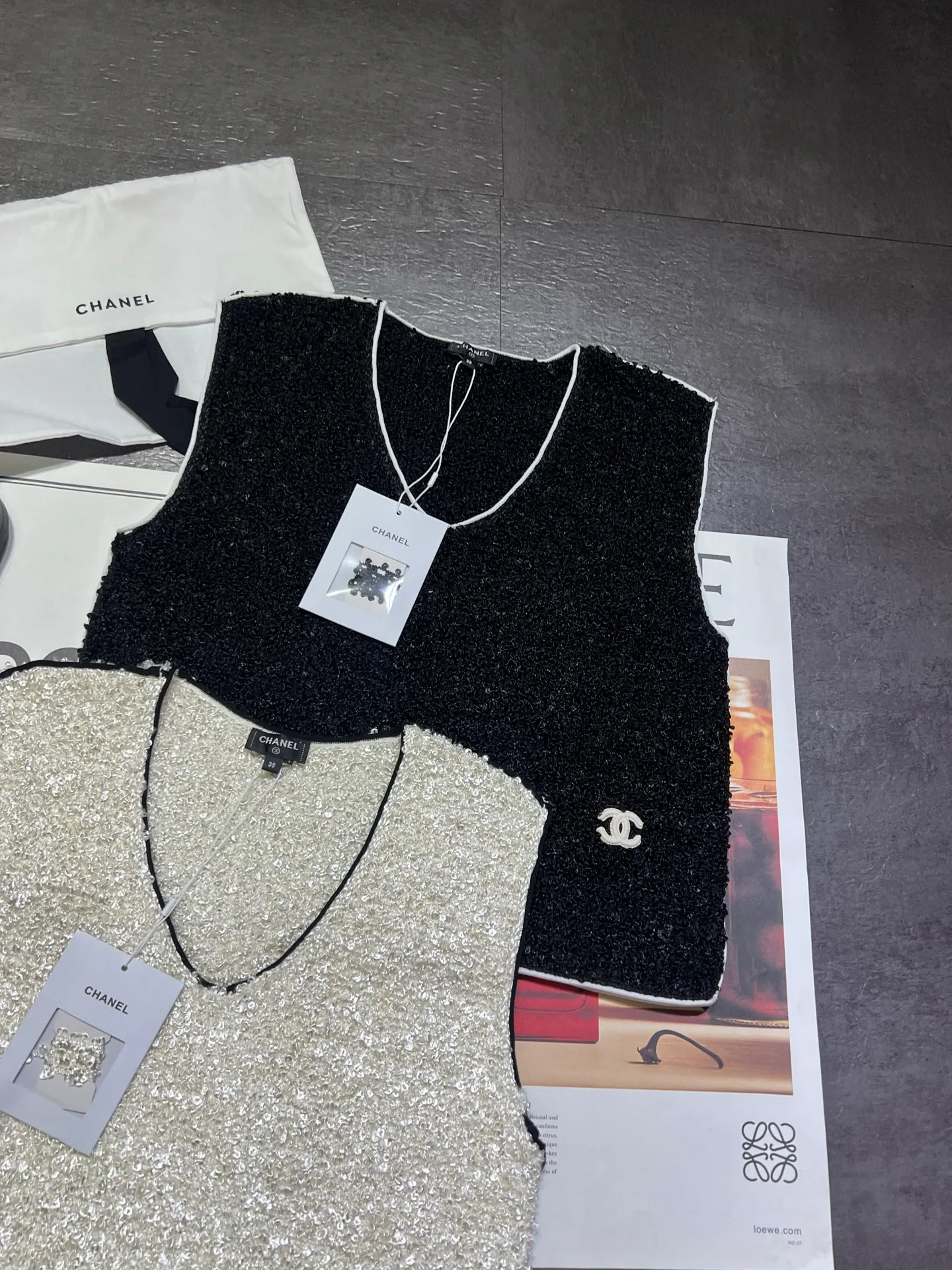 Жилеты Женские Chanel 12689354