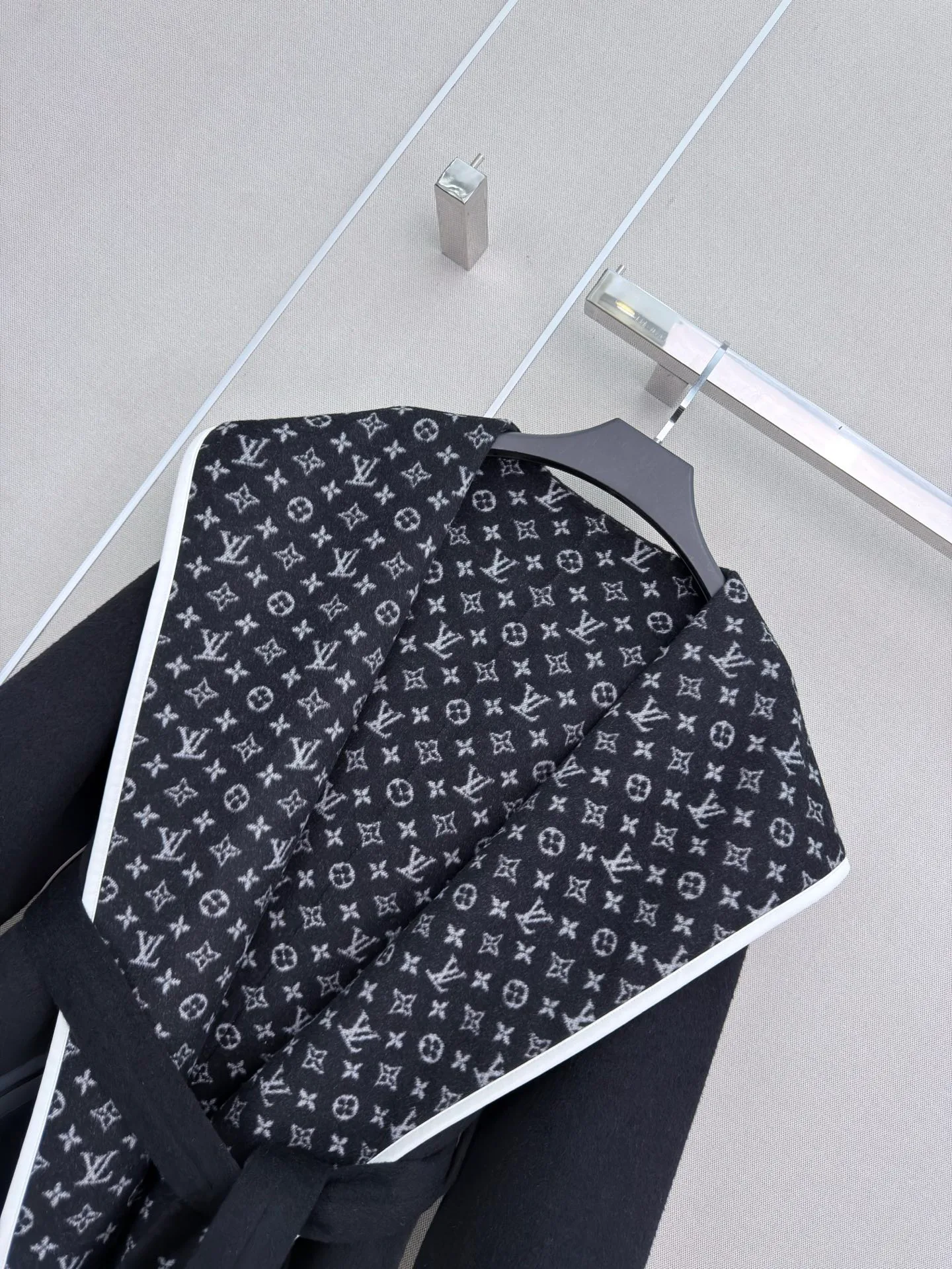 Пальто Женские Louis Vuitton 19550146