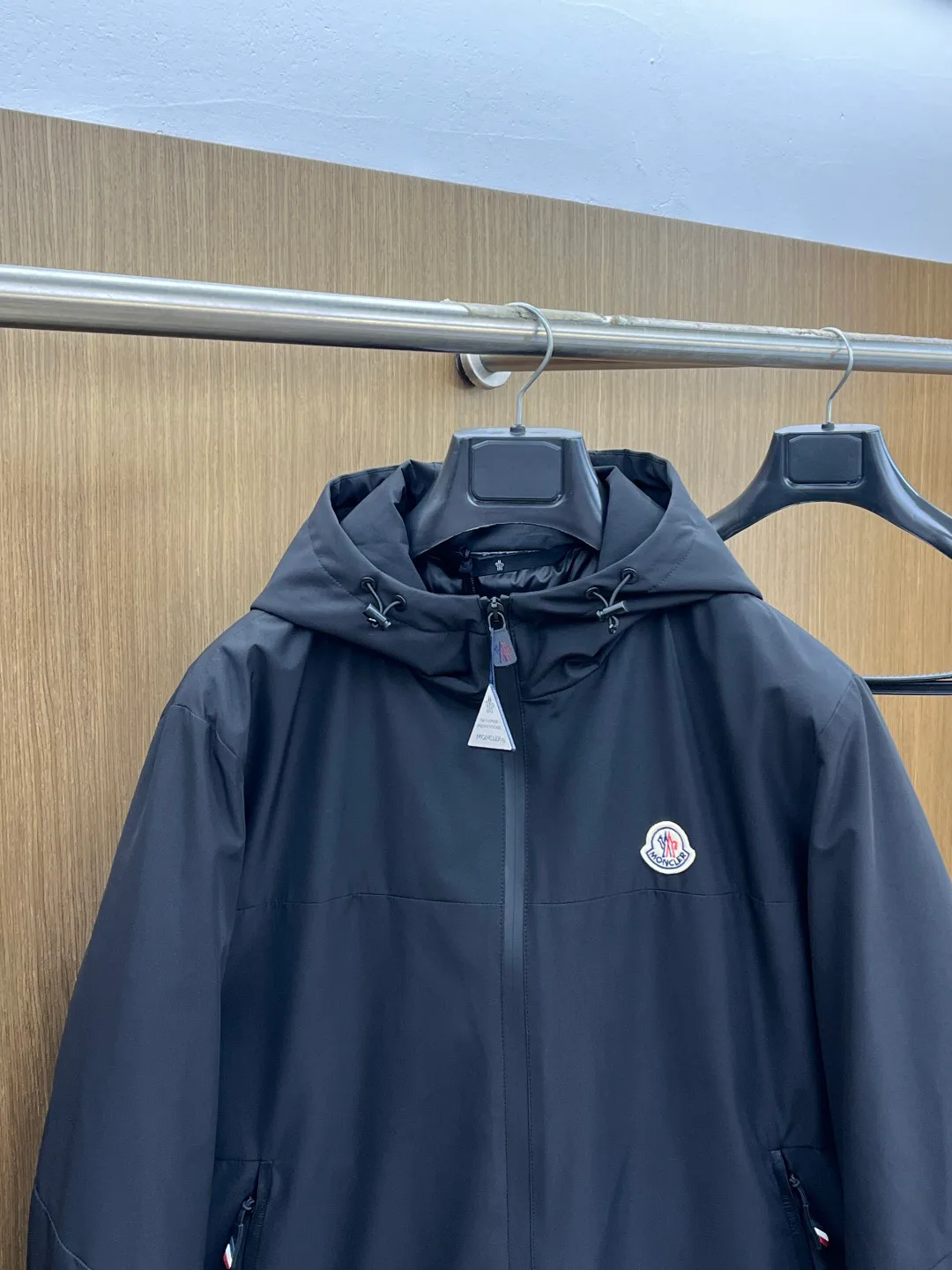 Куртки И Пуховики Мужские Moncler 292155