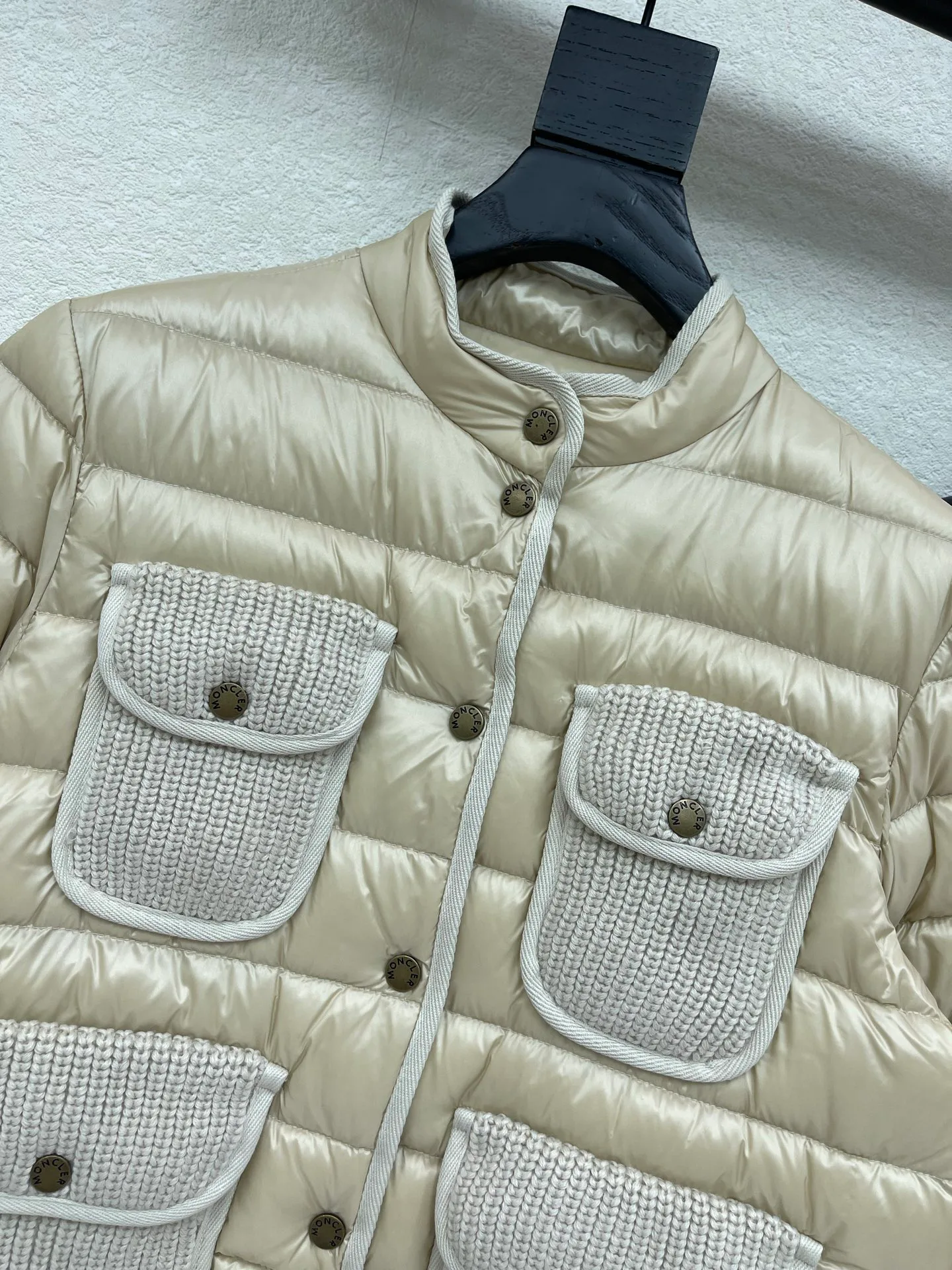Куртки И Пуховики Женские Moncler 19576026
