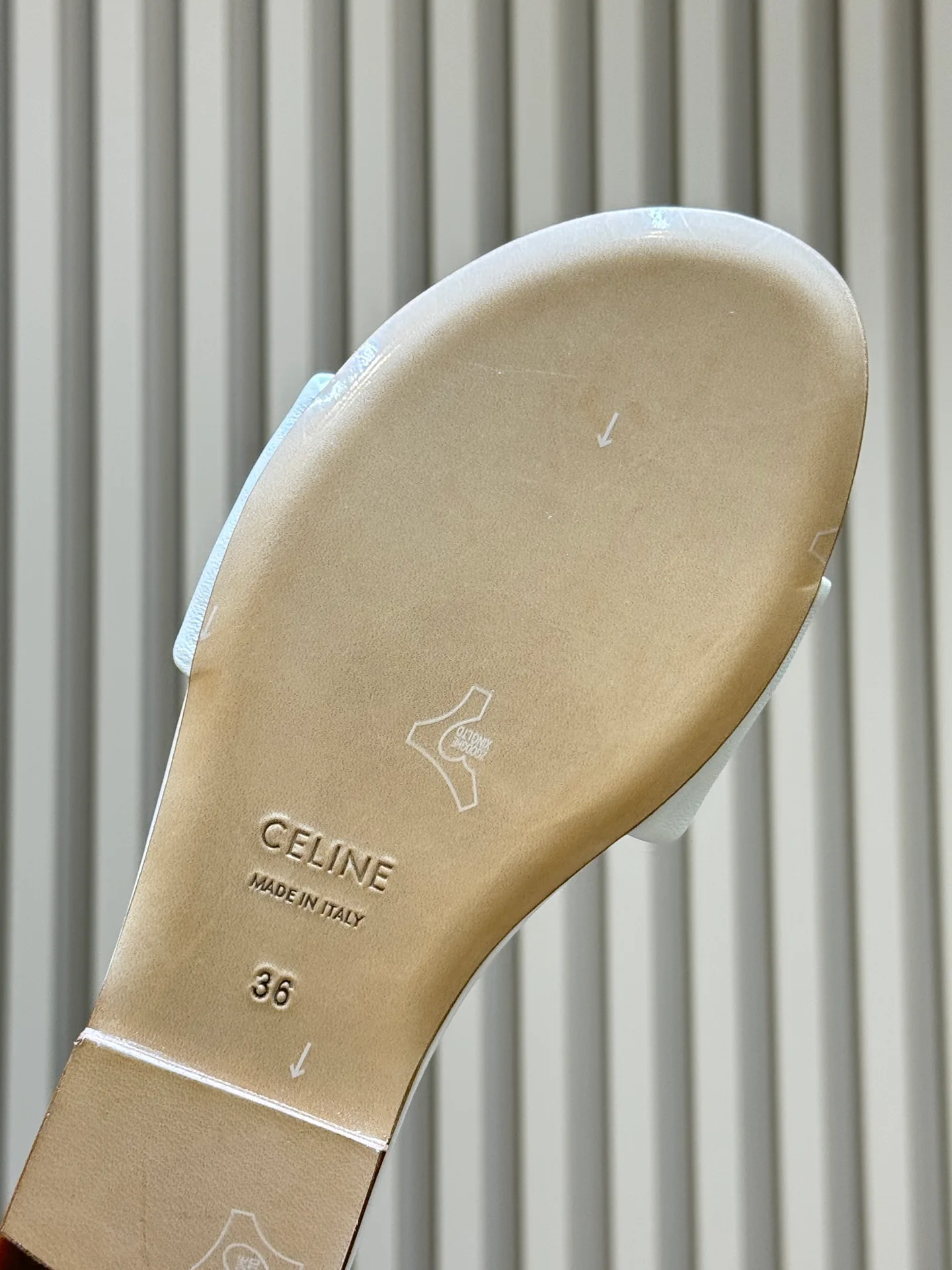 Шлепанцы Женские Celine 5024401