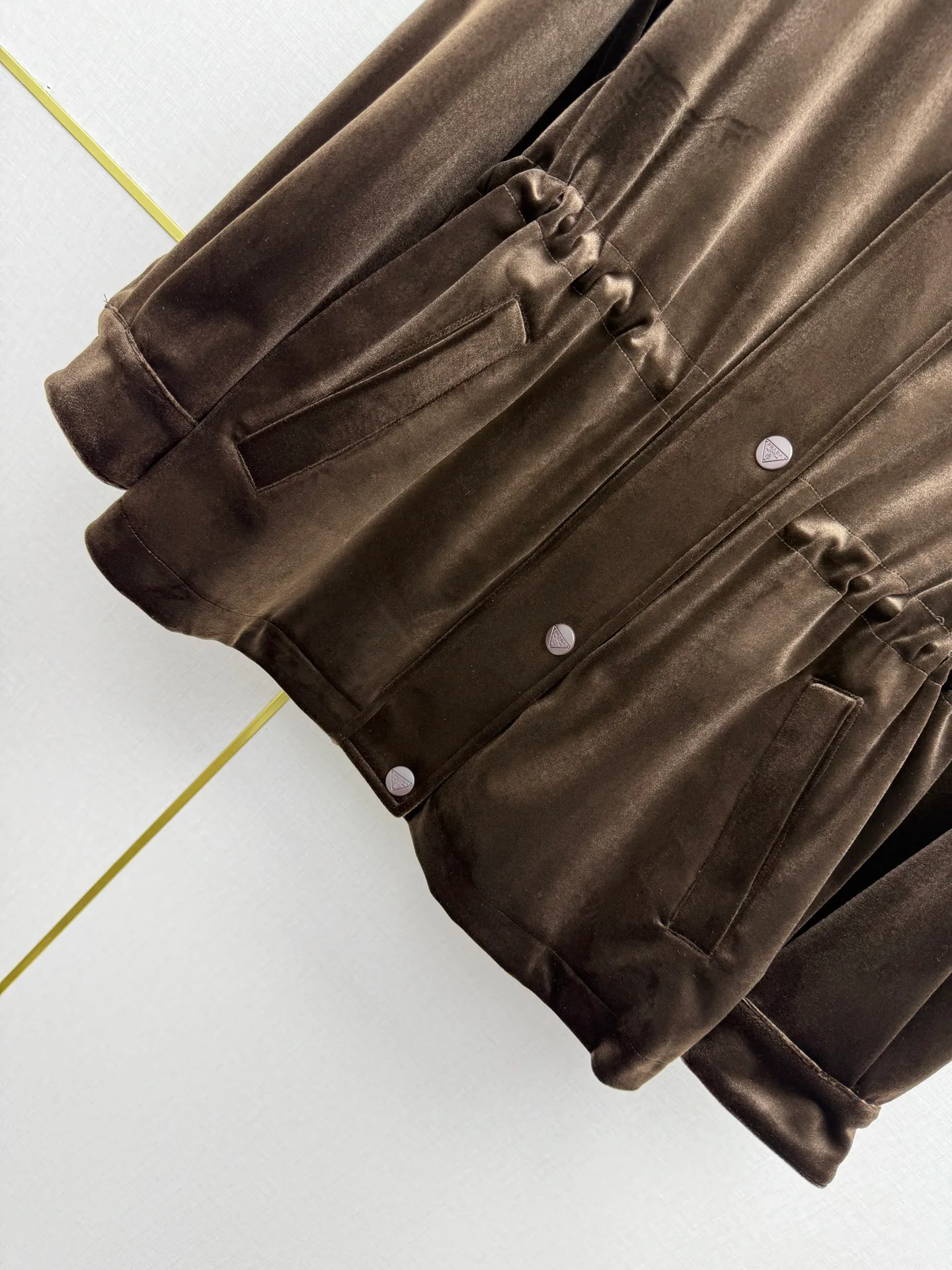 Куртки И Пуховики Женские Prada 19480479