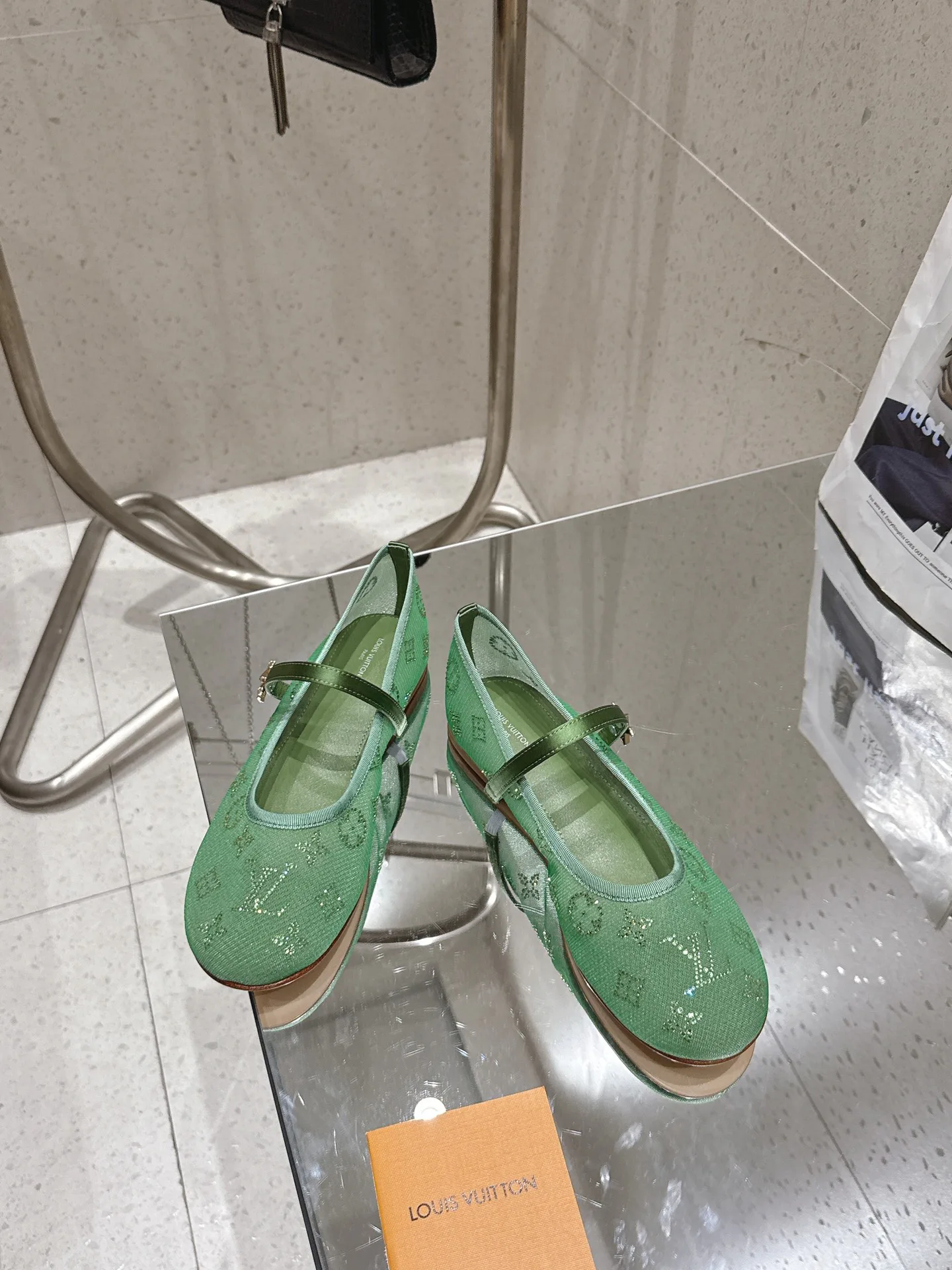 Балетки Женские Louis Vuitton 18543754