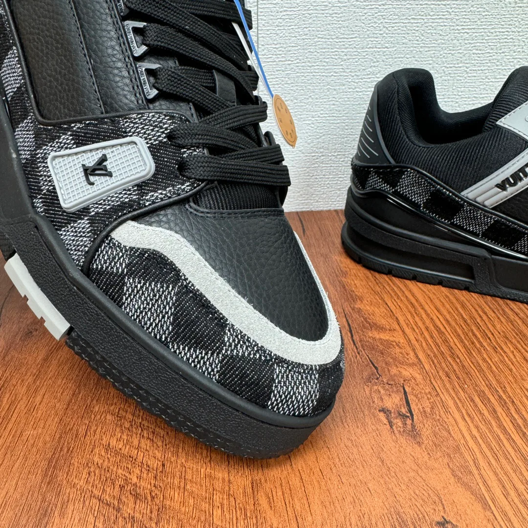 Кроссовки Мужские Louis Vuitton 1032399