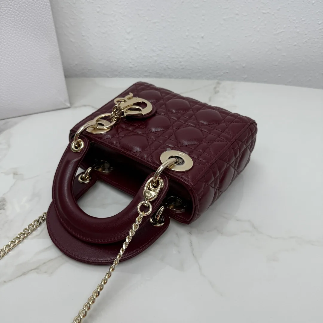 Классические Сумки Женские Christian Dior 18116425