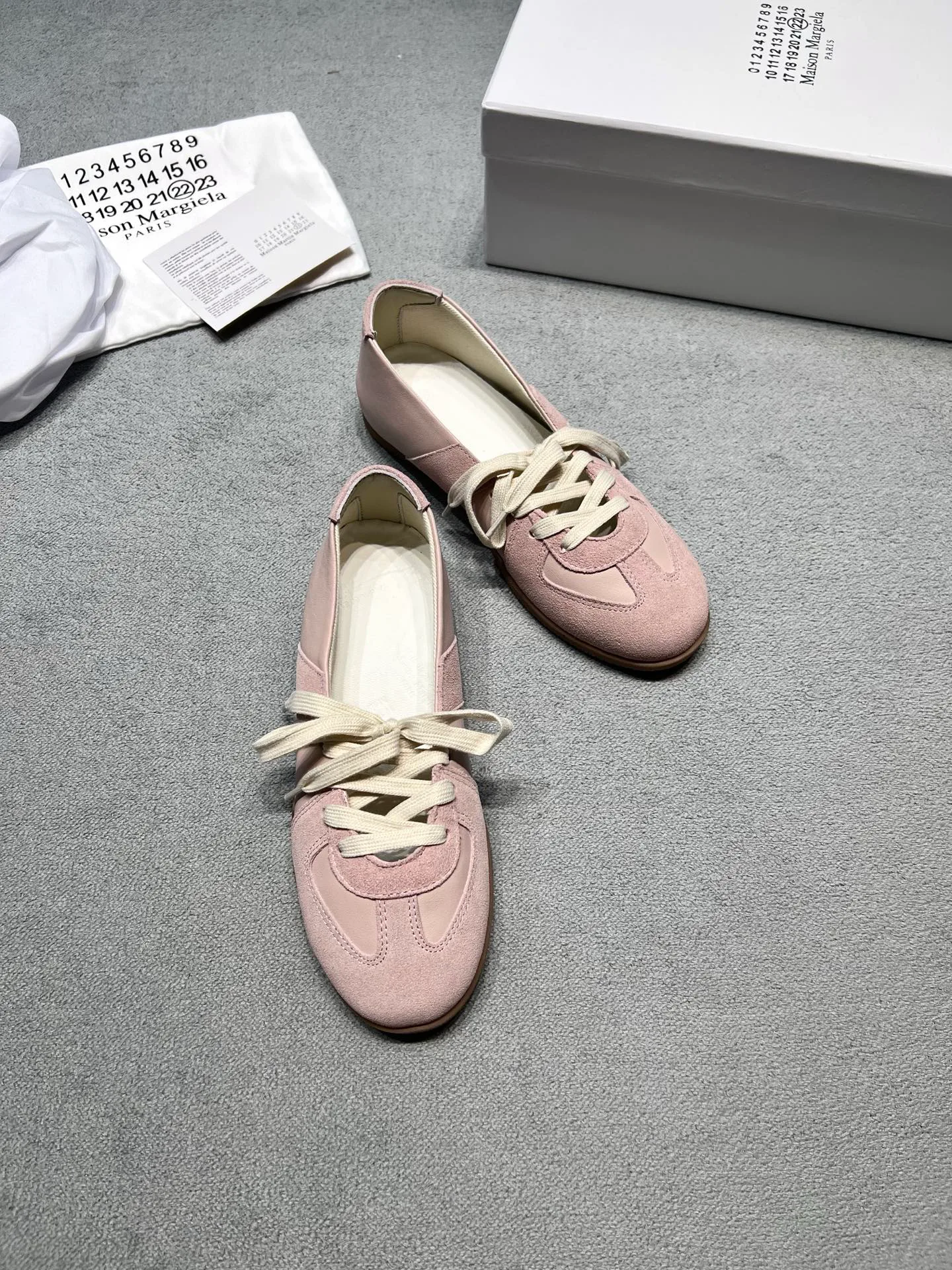 Кроссовки Женские Maison Margiela 18366868