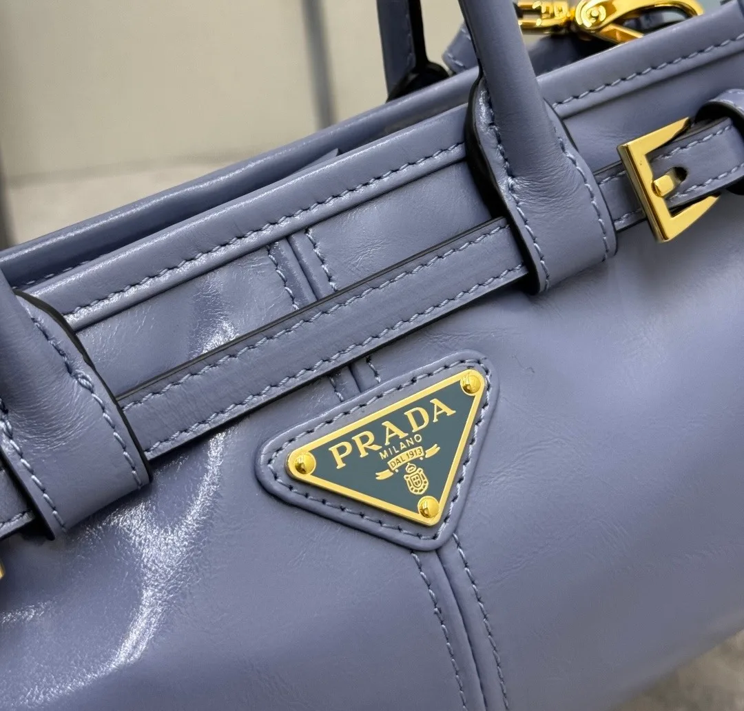 Сумки На Ремне Женские Prada 11682121