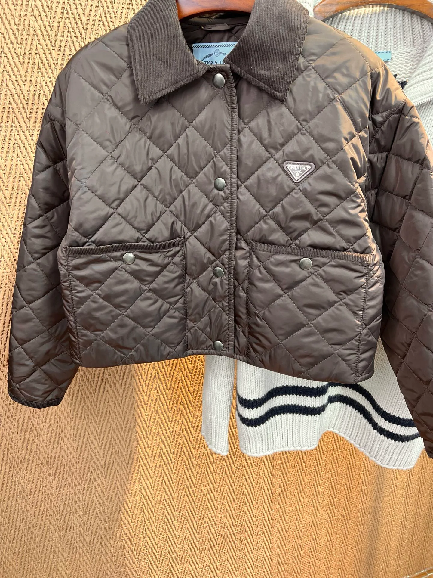 Куртки И Пуховики Женские Prada 18324202