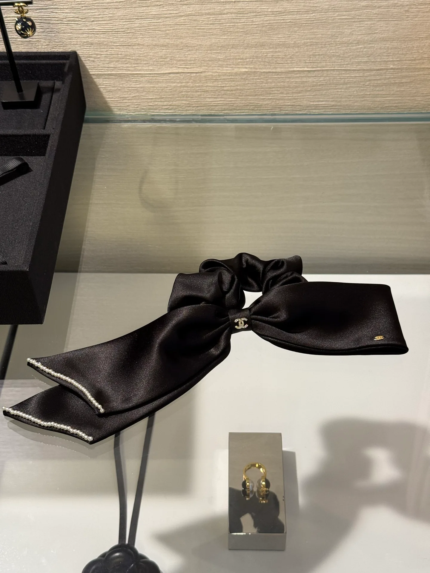 Головные Уборы Chanel 12940222