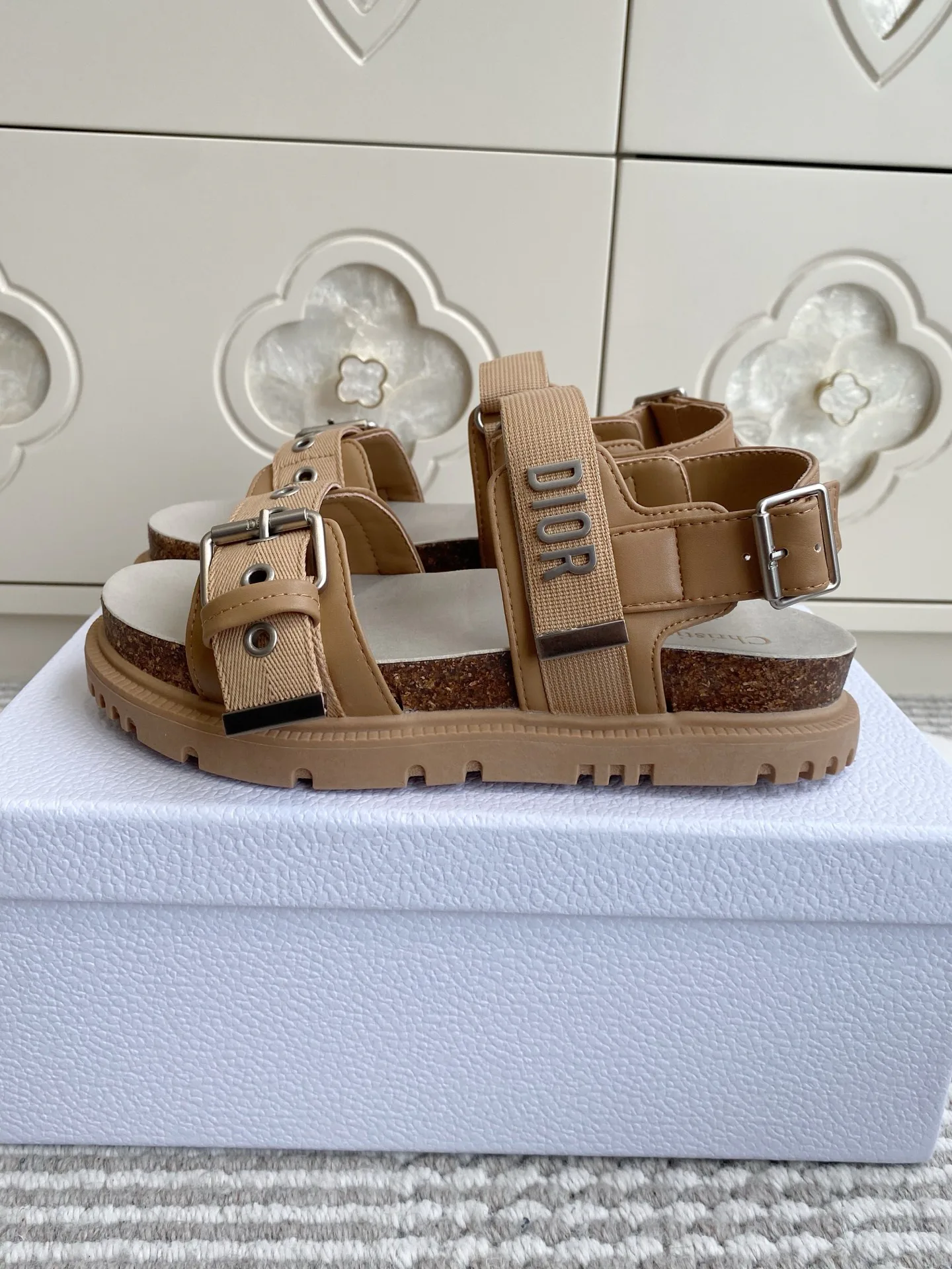 Сандалии Женские Christian Dior 12958192