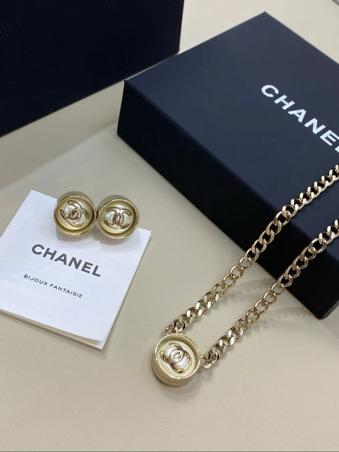 Бижутерия Chanel 410485