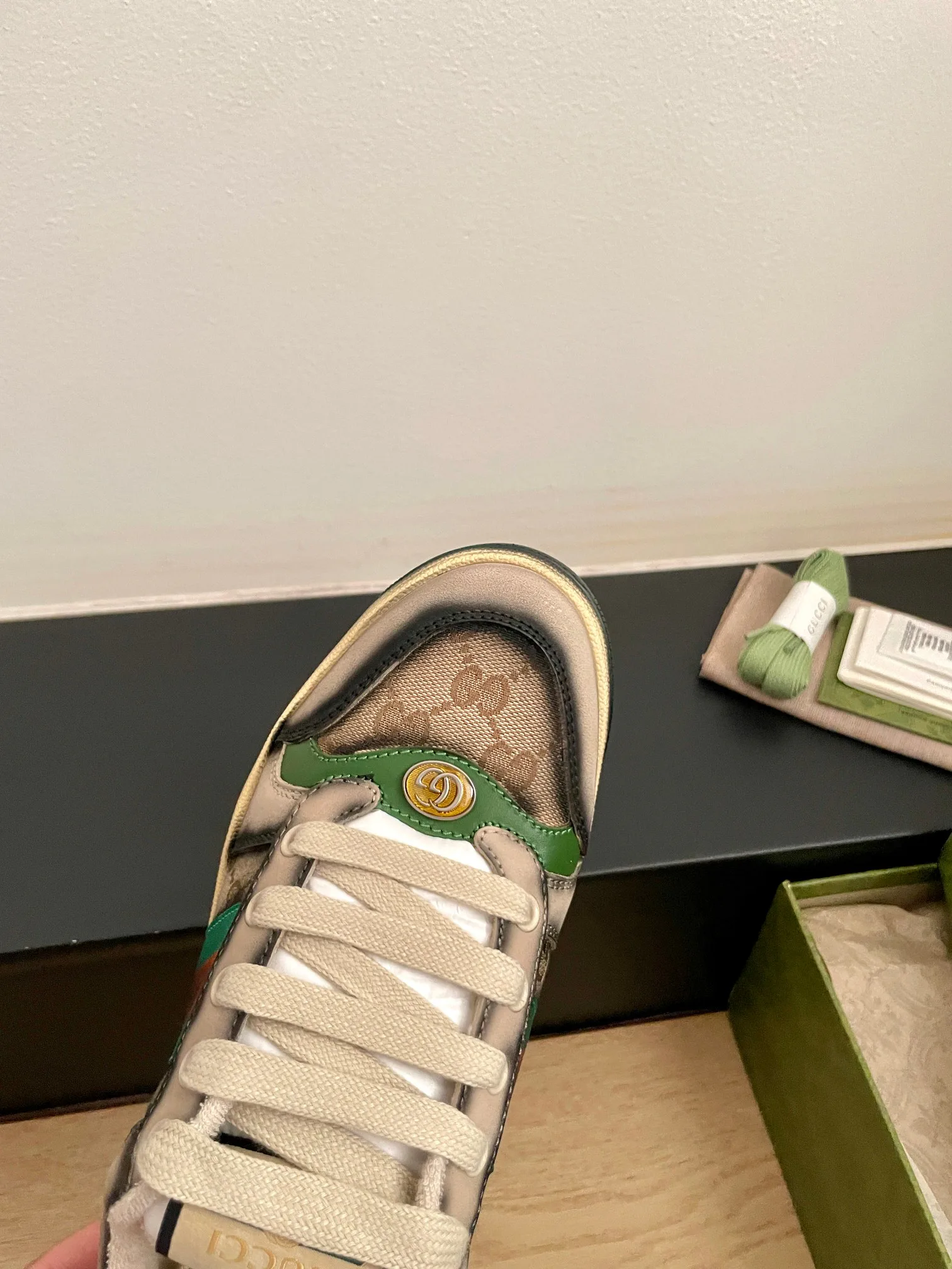 Кроссовки Женские Gucci 11677145