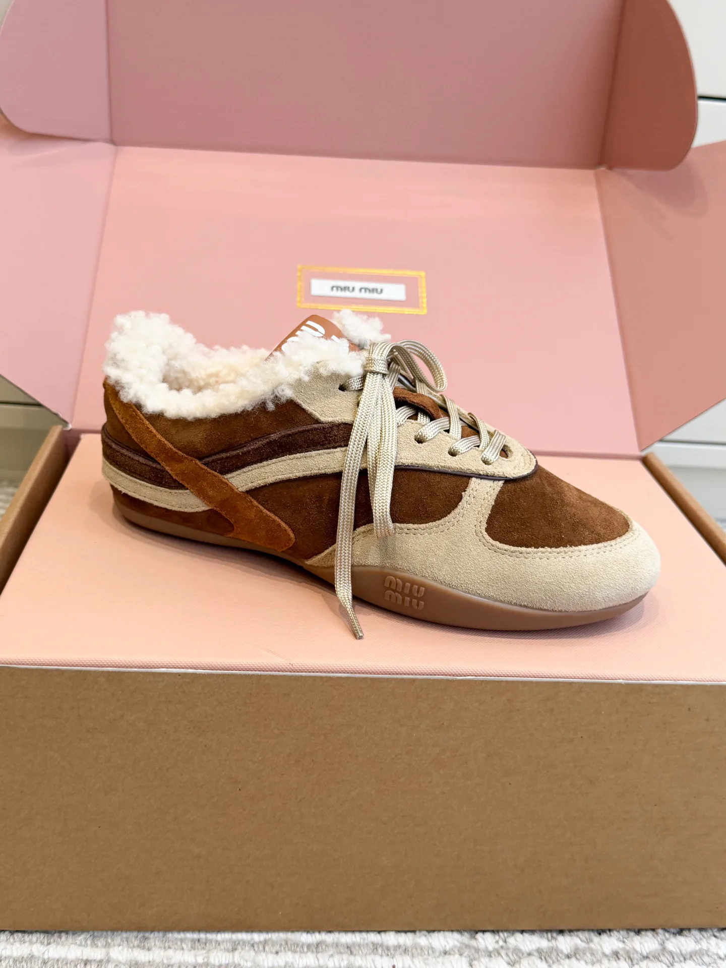 Кроссовки Женские Miu Miu 18731676