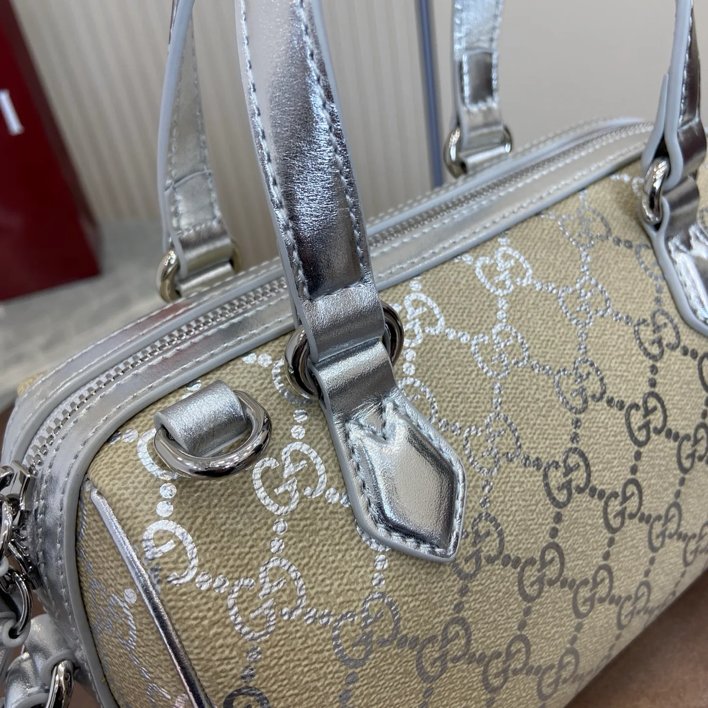 Классические Сумки Женские Gucci 10841813