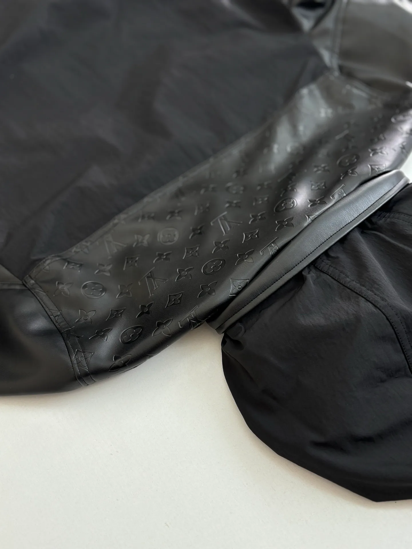 Куртки И Пуховики Мужские Louis Vuitton 424592