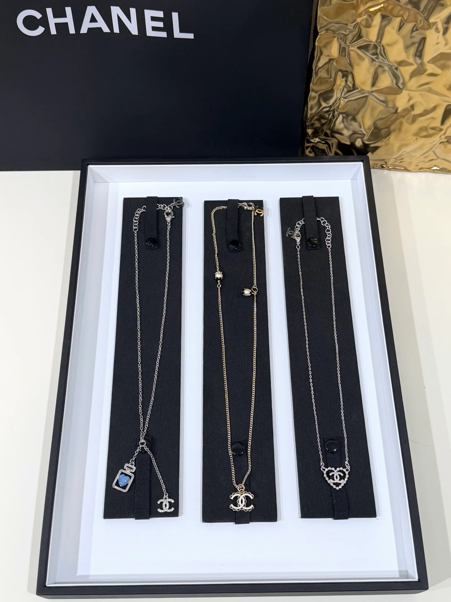 Бижутерия Chanel 17900485