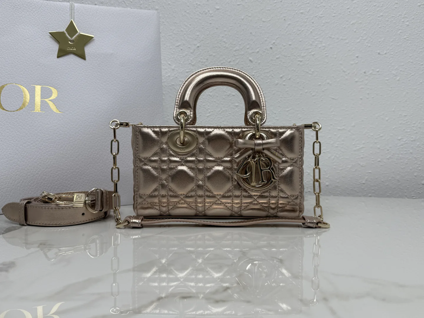 Классические Сумки Женские Christian Dior 18116363