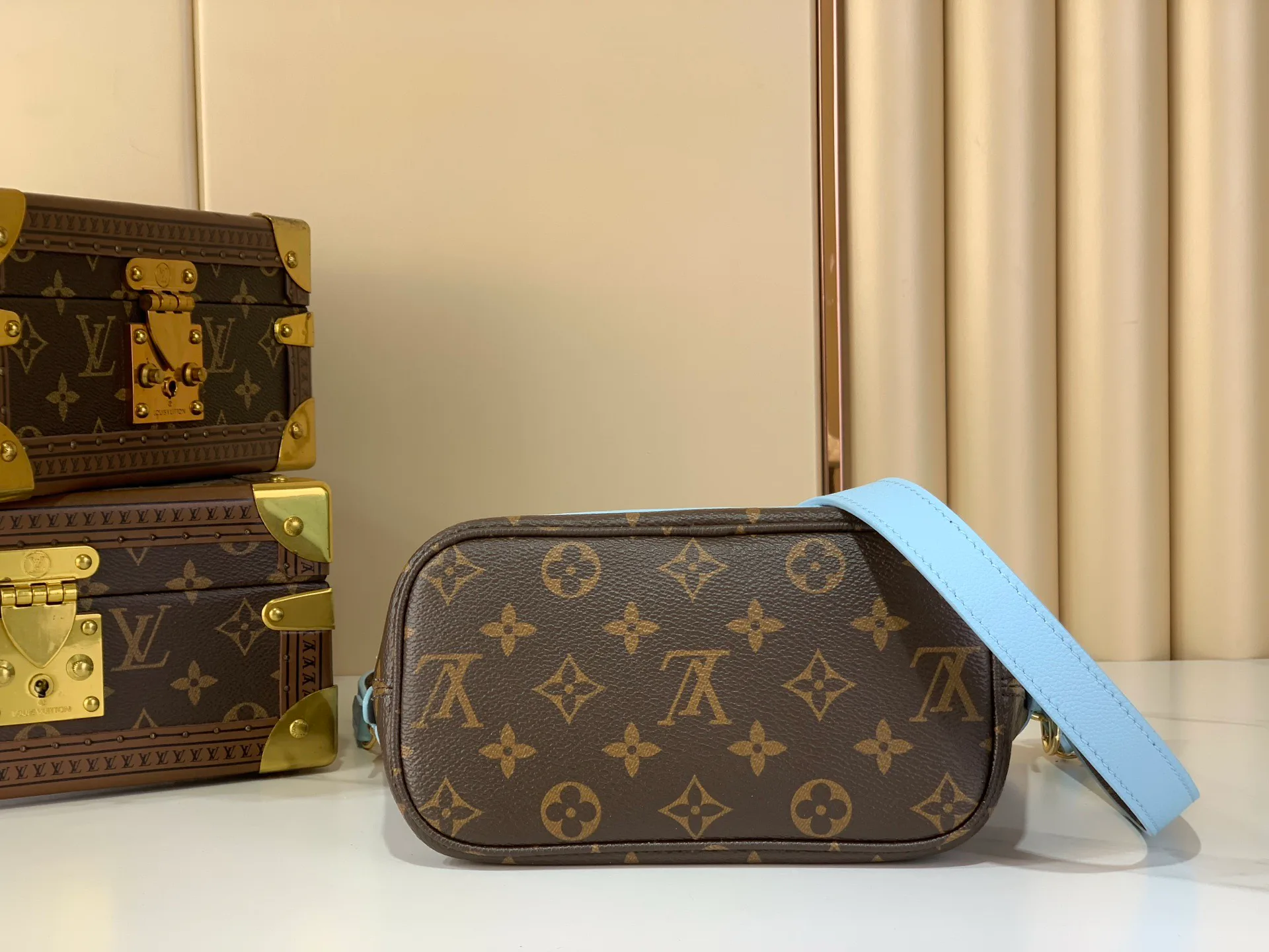 Классические Сумки Женские Louis Vuitton 5041321