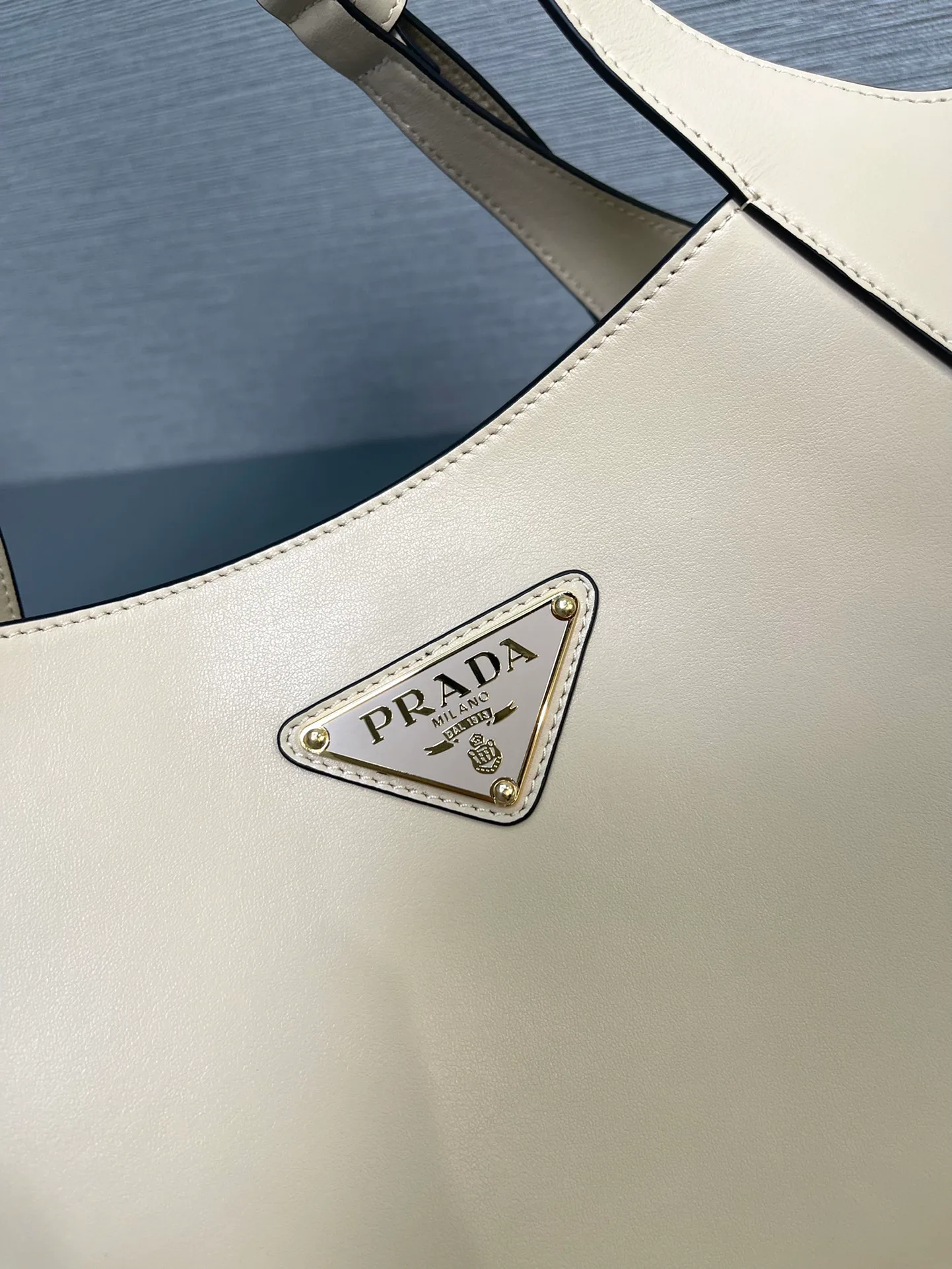Классические Сумки Женские Prada 9026