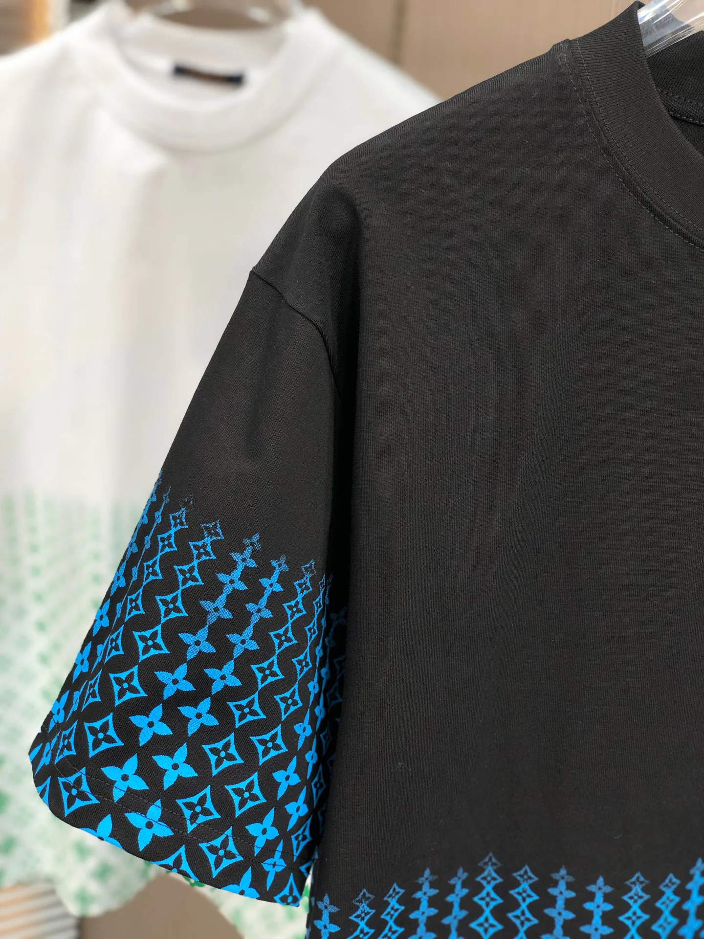 Футболки Женские Louis Vuitton 14748