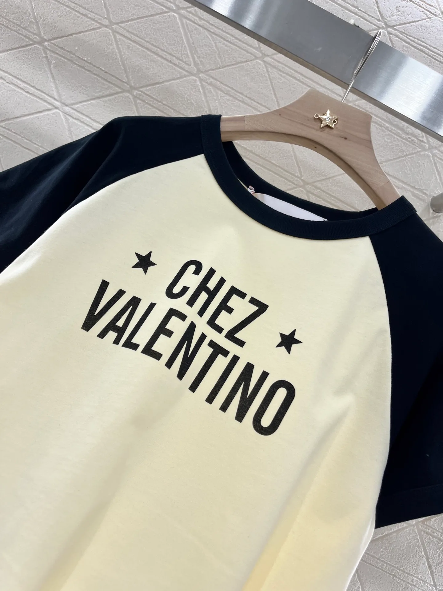 Футболки Женские Valentino 35524