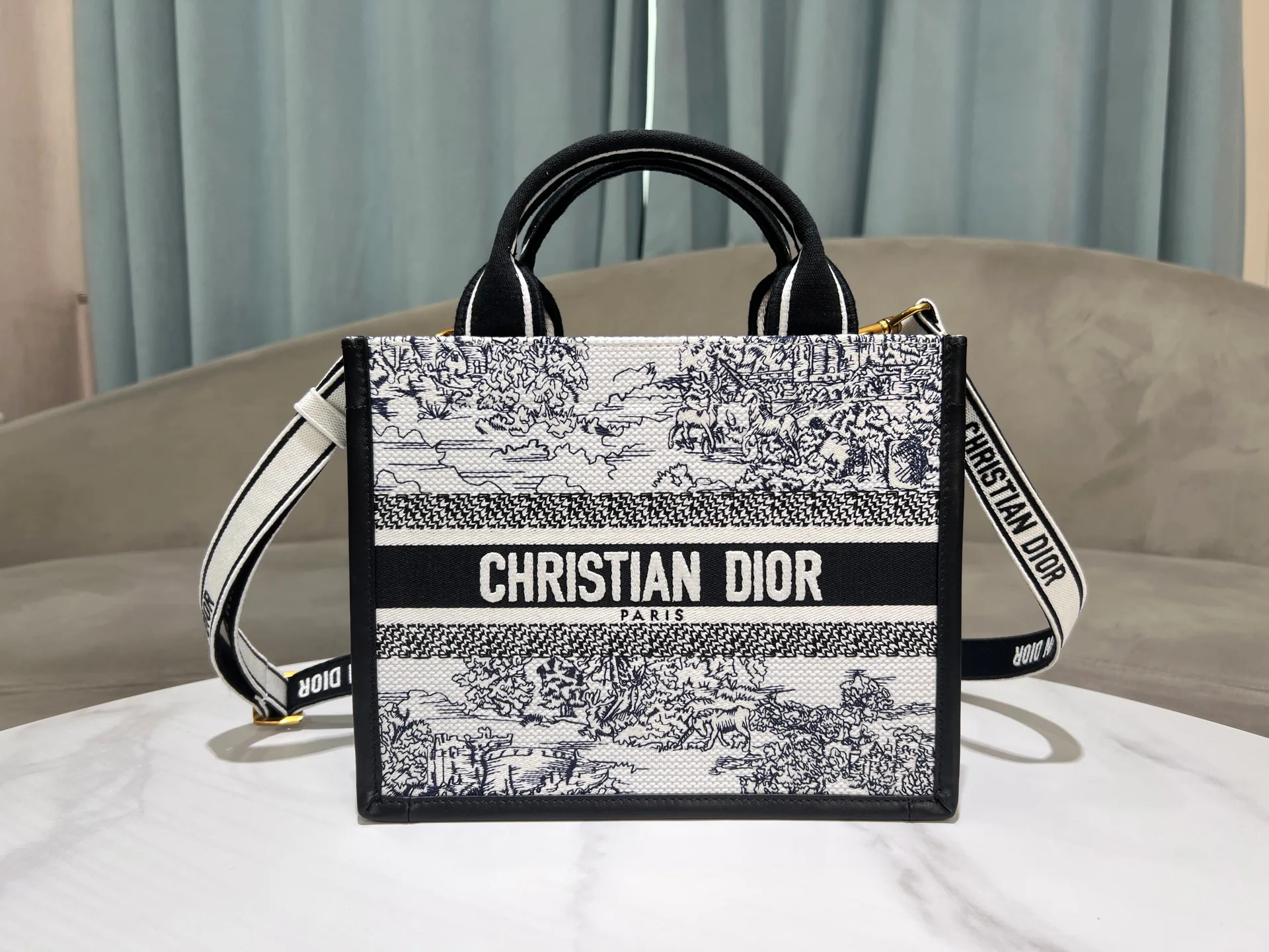 Сумки На Ремне Женские Christian Dior 167635