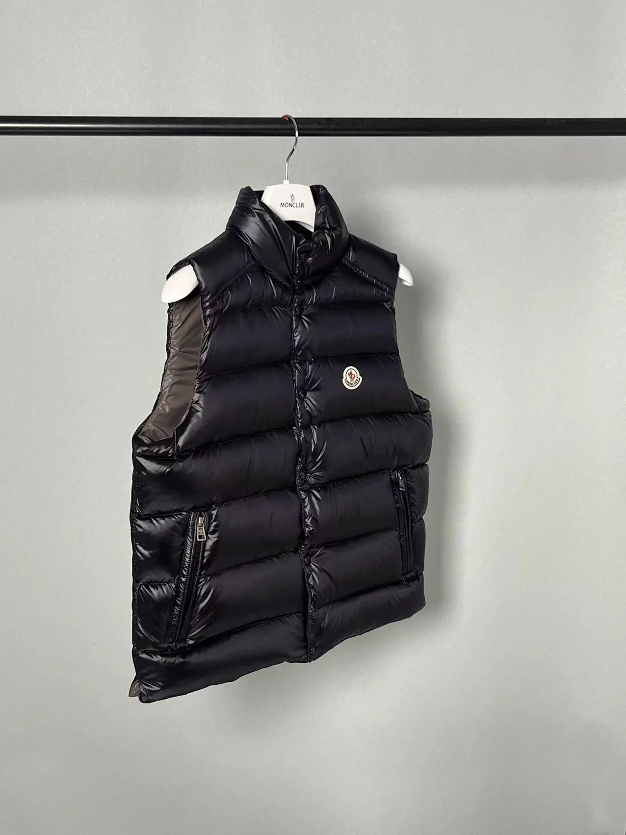 Жилеты Женские Moncler 19074533