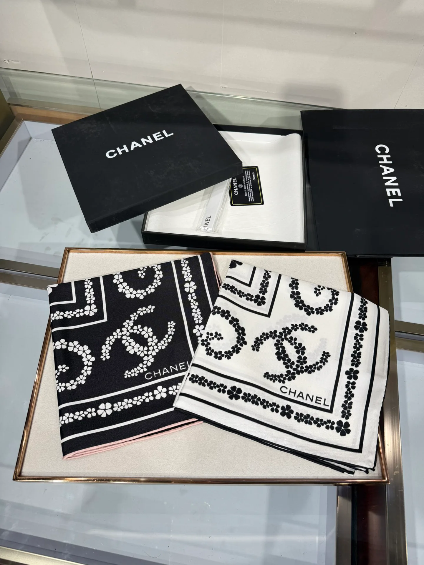 Платки Chanel 13896124