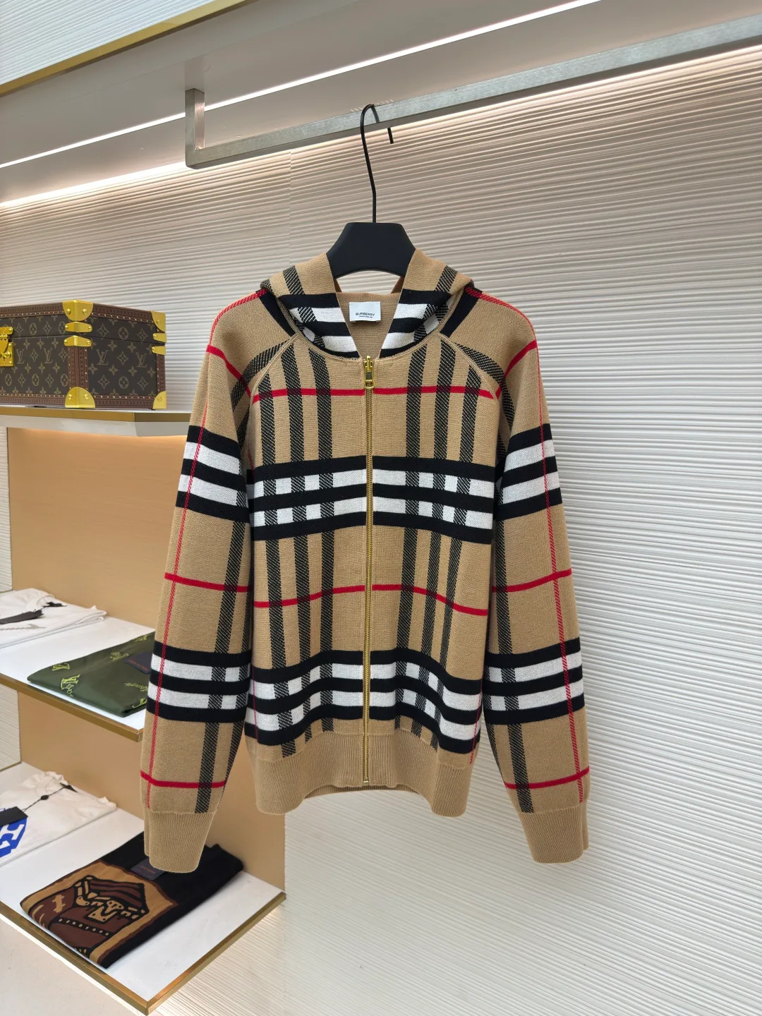 Куртки И Пуховики Мужские Burberry 6839656